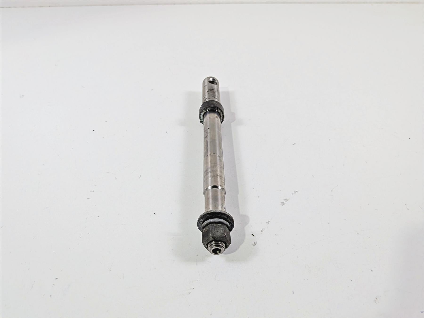 2003 Harley Sportster XL1200 Front Axle Wheel Spindle 43895-00 {{ shop.shopifyCountryName }} - Mototech271