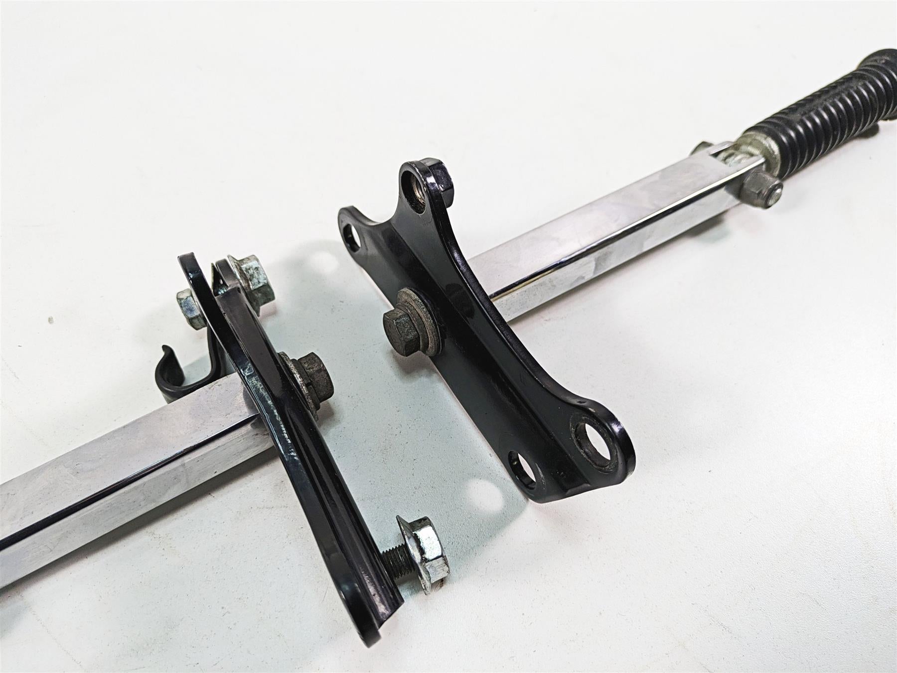 1986 Harley Sportster XLH 883 Highway Footpeg Foot Peg & Mount Set {{ shop.shopifyCountryName }} - Mototech271