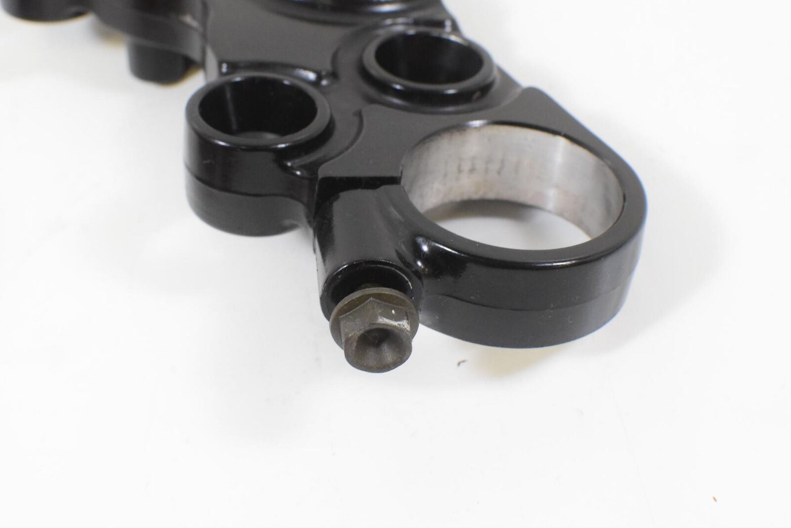 1995 Suzuki RF900R RF900 R Upper Triple Tree Steering Stem 51311-31E00 {{ shop.shopifyCountryName }} - Mototech271