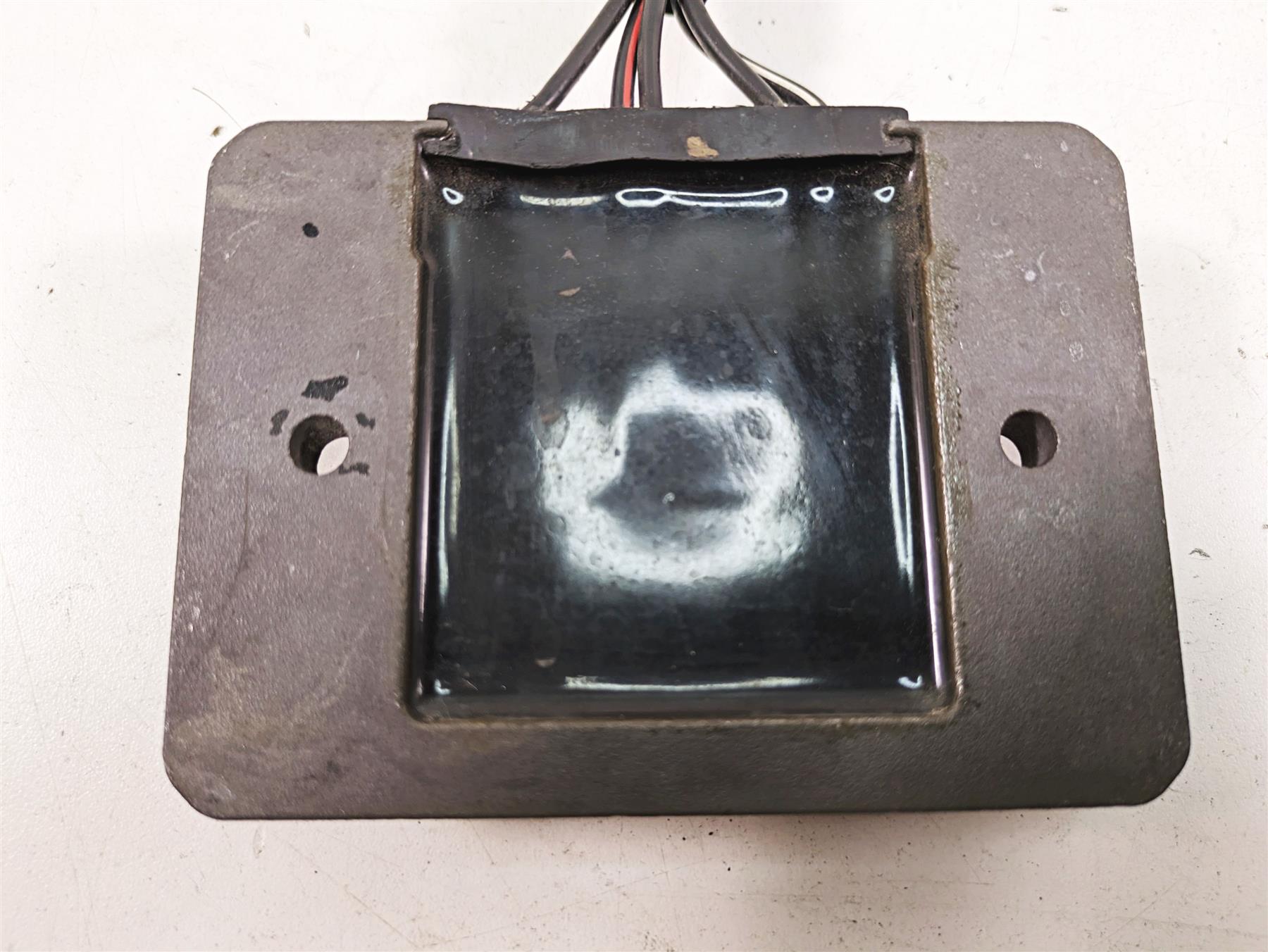2011 Triumph America Rectifier Voltage Regulator T1300824 {{ shop.shopifyCountryName }} - Mototech271