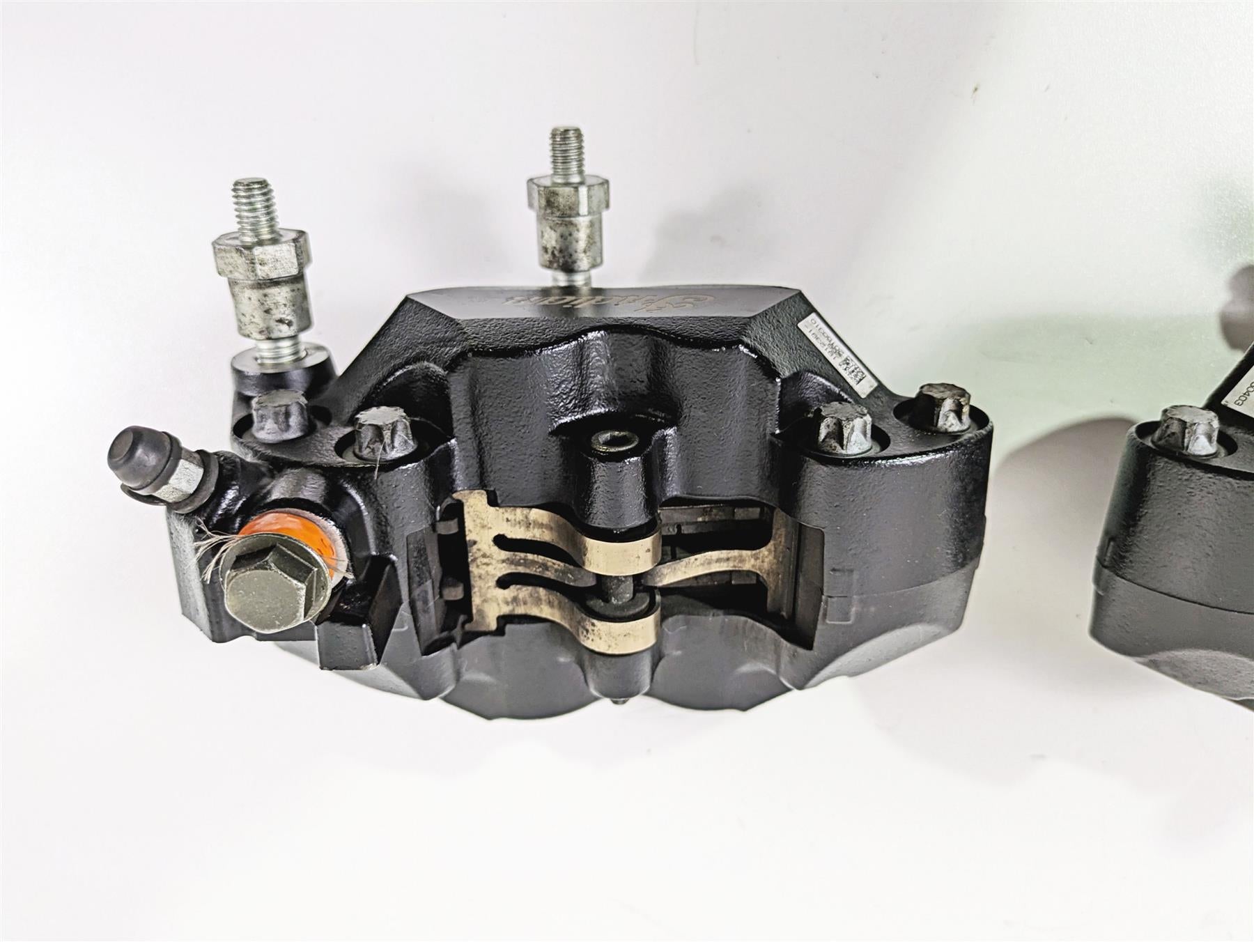 2016 Indian Chief Classic Front Brake Caliper Set 1912390 1912391 {{ shop.shopifyCountryName }} - Mototech271