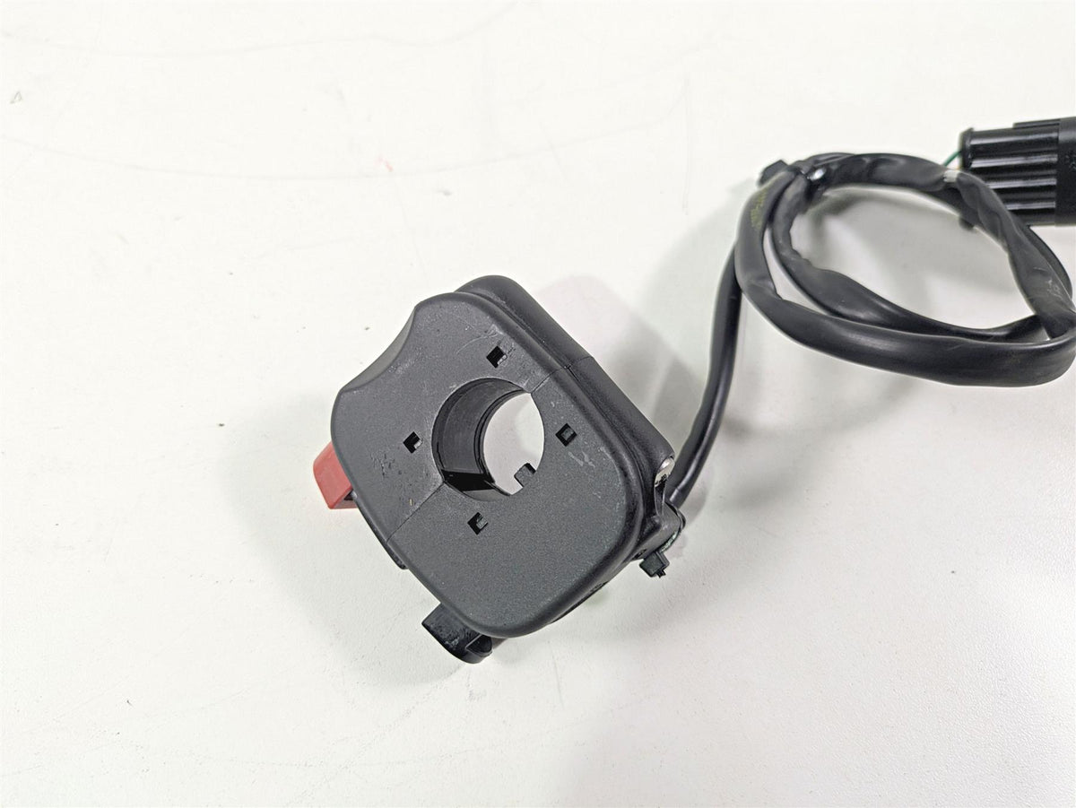 2017 Aprilia RSV 1100 Tuono V4 Factory Right Hand Control Switch B045021 {{ shop.shopifyCountryName }} - Mototech271