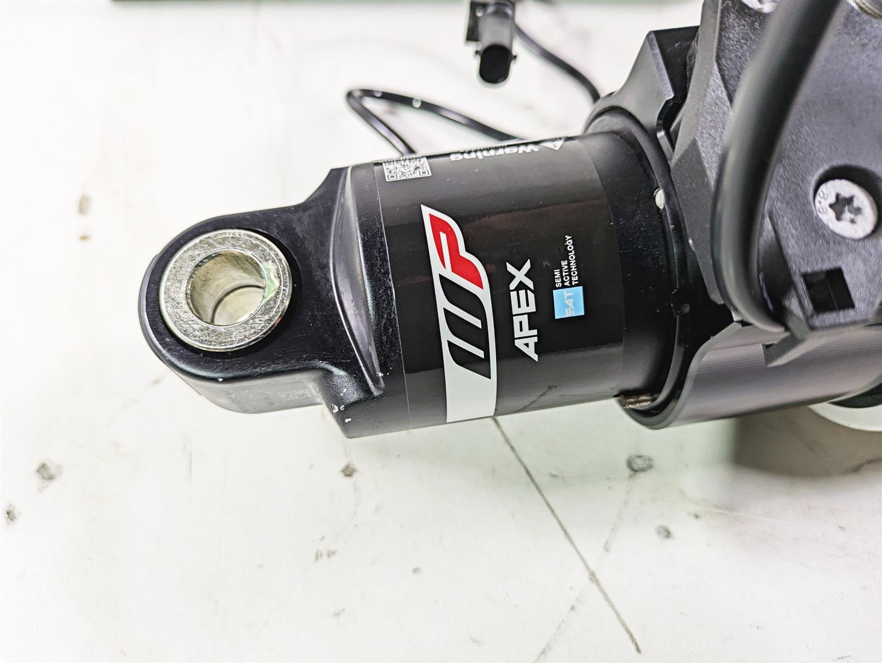 2022 KTM 1290 Super Adventure S Rear Shock Damper WP Apex 01181U2601 {{ shop.shopifyCountryName }} - Mototech271