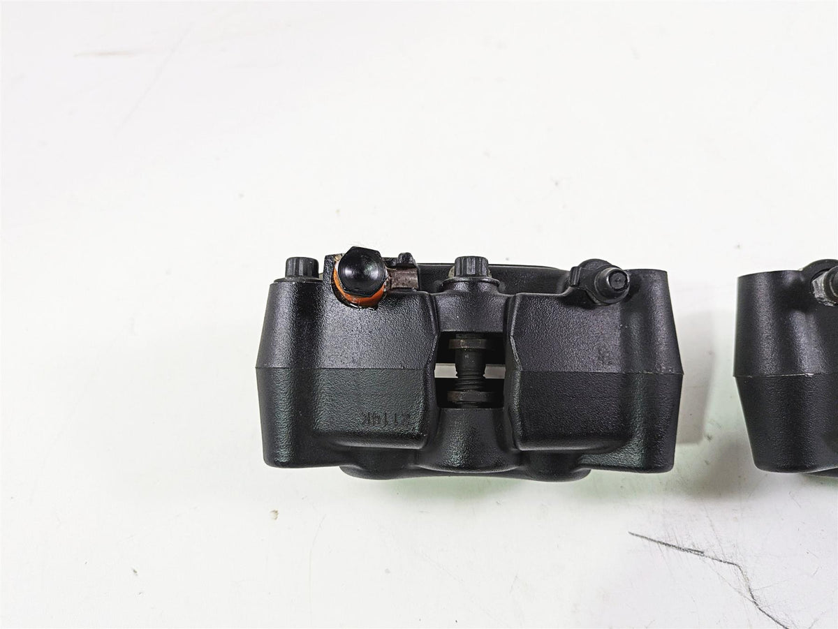 2015 Harley FXDF Dyna Fat Bob Front Brake Caliper Set 41300001 41300002 {{ shop.shopifyCountryName }} - Mototech271