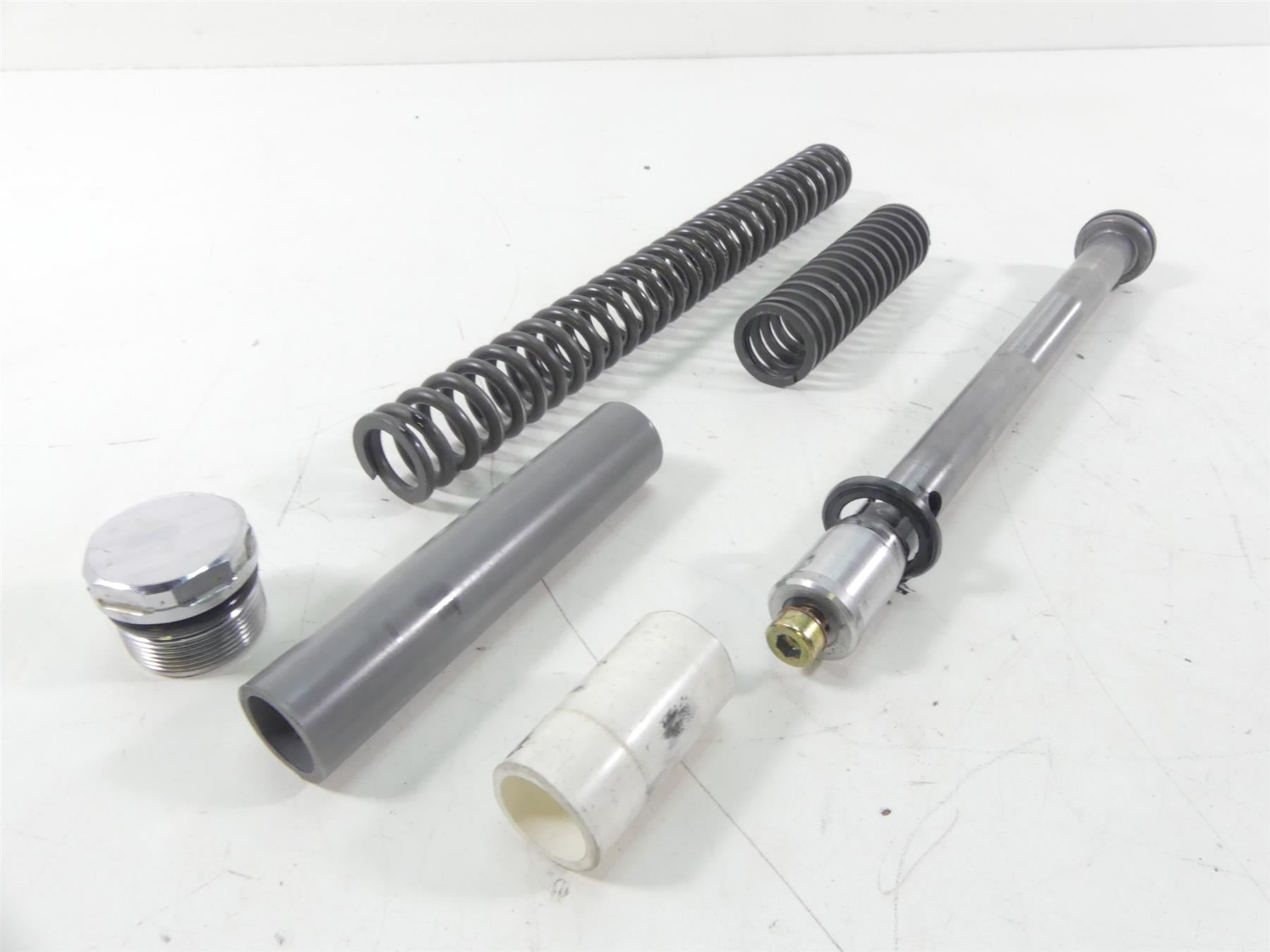 1997 Harley Dyna FXDS Super Glide Conv Left Showa Front Fork Internals 45925-94 {{ shop.shopifyCountryName }} - Mototech271