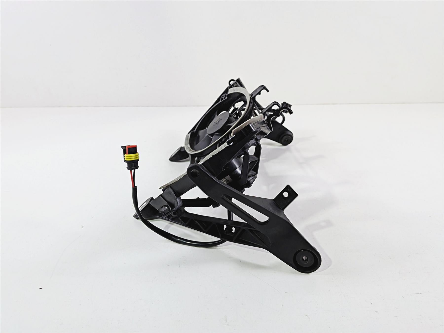 2019 Ducati Panigale V4S V4 S Corse Coolant Fan & Bracket Mount Set 55040311A {{ shop.shopifyCountryName }} - Mototech271