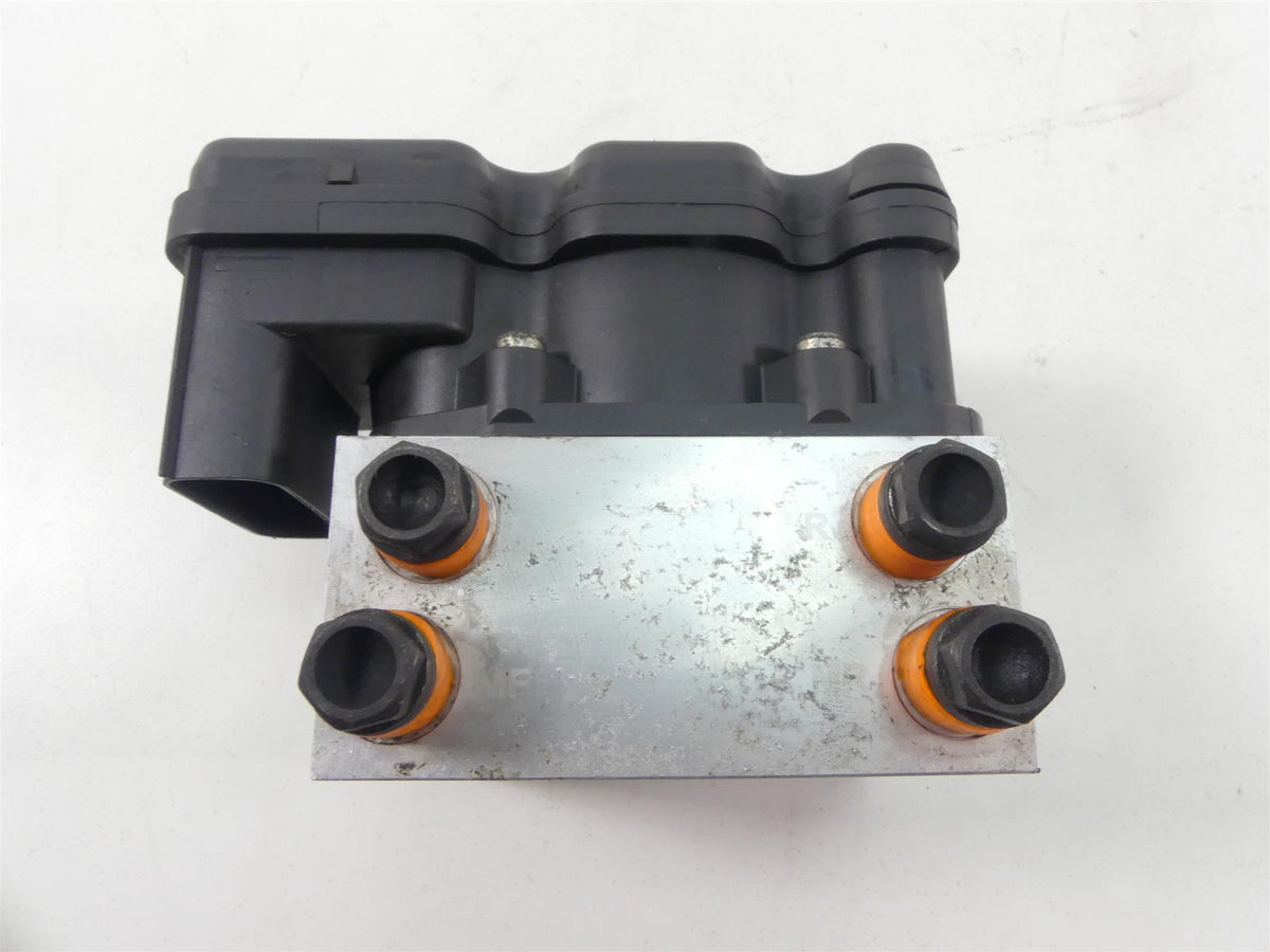 2012 Harley CVO FLHX SE3 Street Glide Abs Brake Pump Unit Module 40601-08 {{ shop.shopifyCountryName }} - Mototech271