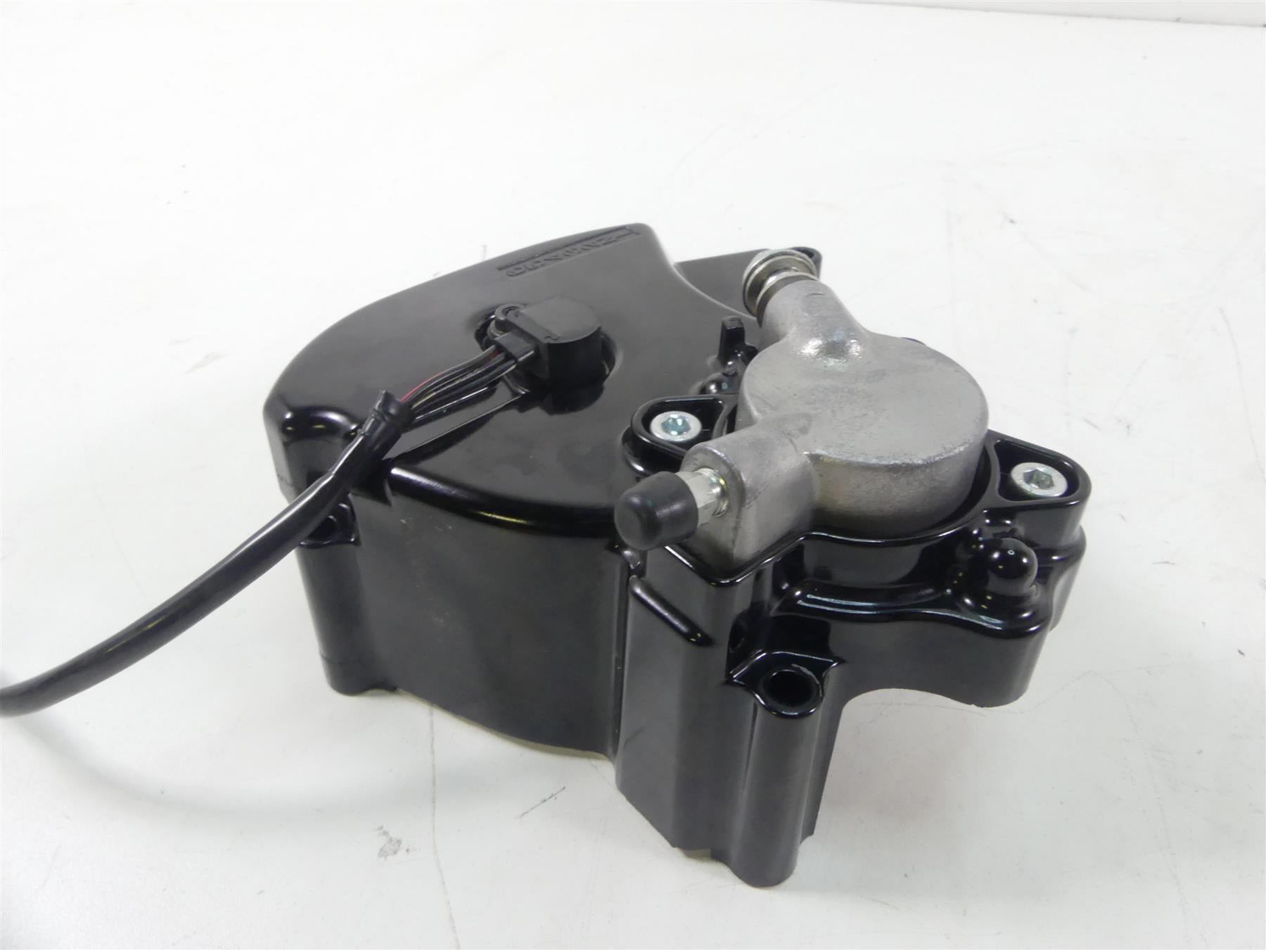 2020 Suzuki GSX1300 R Hayabusa Sprocket Cover Clutch Slave Cylinder 11361-15H00 {{ shop.shopifyCountryName }} - Mototech271