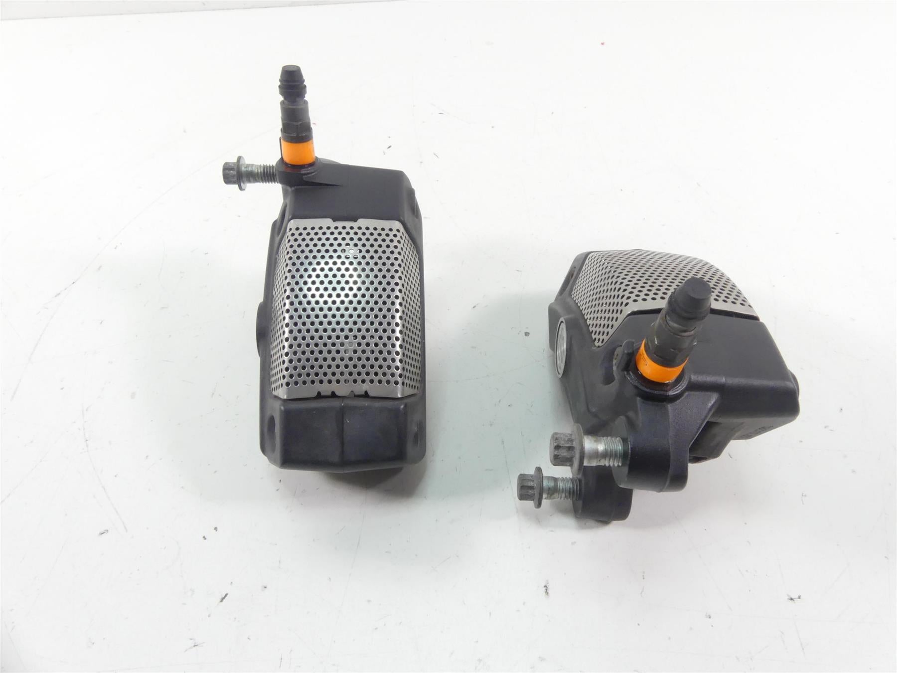 2013 Harley Touring FLHTK Electra Glide Front Brake Calipers 43027-08 44023-08 {{ shop.shopifyCountryName }} - Mototech271