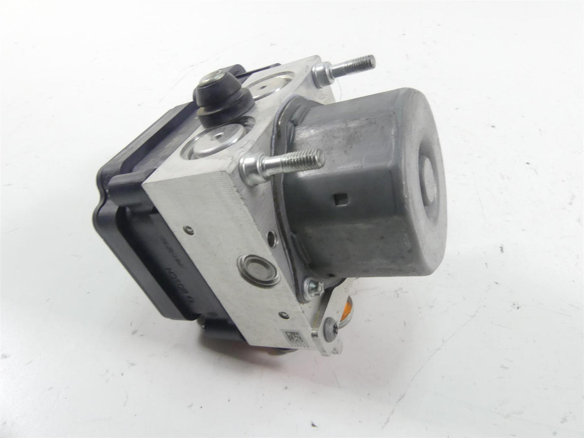 2012 BMW S1000RR K46 Abs Brake Pump Unit Pressure Module 8528646 34518526896 {{ shop.shopifyCountryName }} - Mototech271