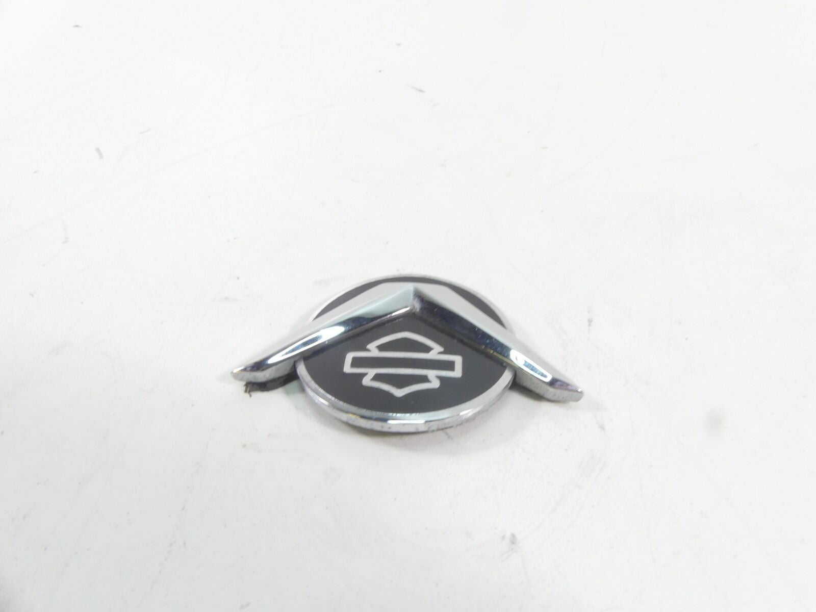 2006 Harley Touring FLHCU SE CVO Rear Fender Tire Hugger Emblem 59423-03 {{ shop.shopifyCountryName }} - Mototech271