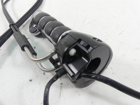 2014 Harley FXDL Dyna Low Rider Right Hand Control Switch & Blinker 72944-12 {{ shop.shopifyCountryName }} - Mototech271