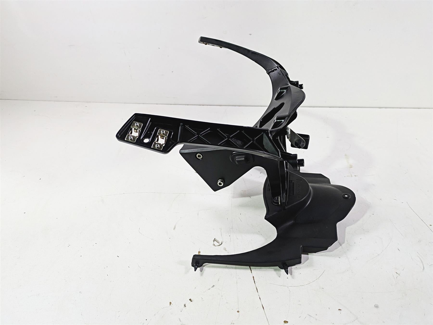 2008 Ducati SBK 1098 S Front Fairing Stay Carrier Holder Bracket 82929432A {{ shop.shopifyCountryName }} - Mototech271