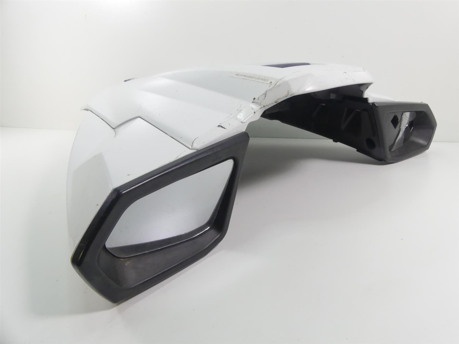 2015 Yamaha Waverunner Cruiser VX1100 Hood & Storage Box Set -Read F2X-U517B-00 {{ shop.shopifyCountryName }} - Mototech271