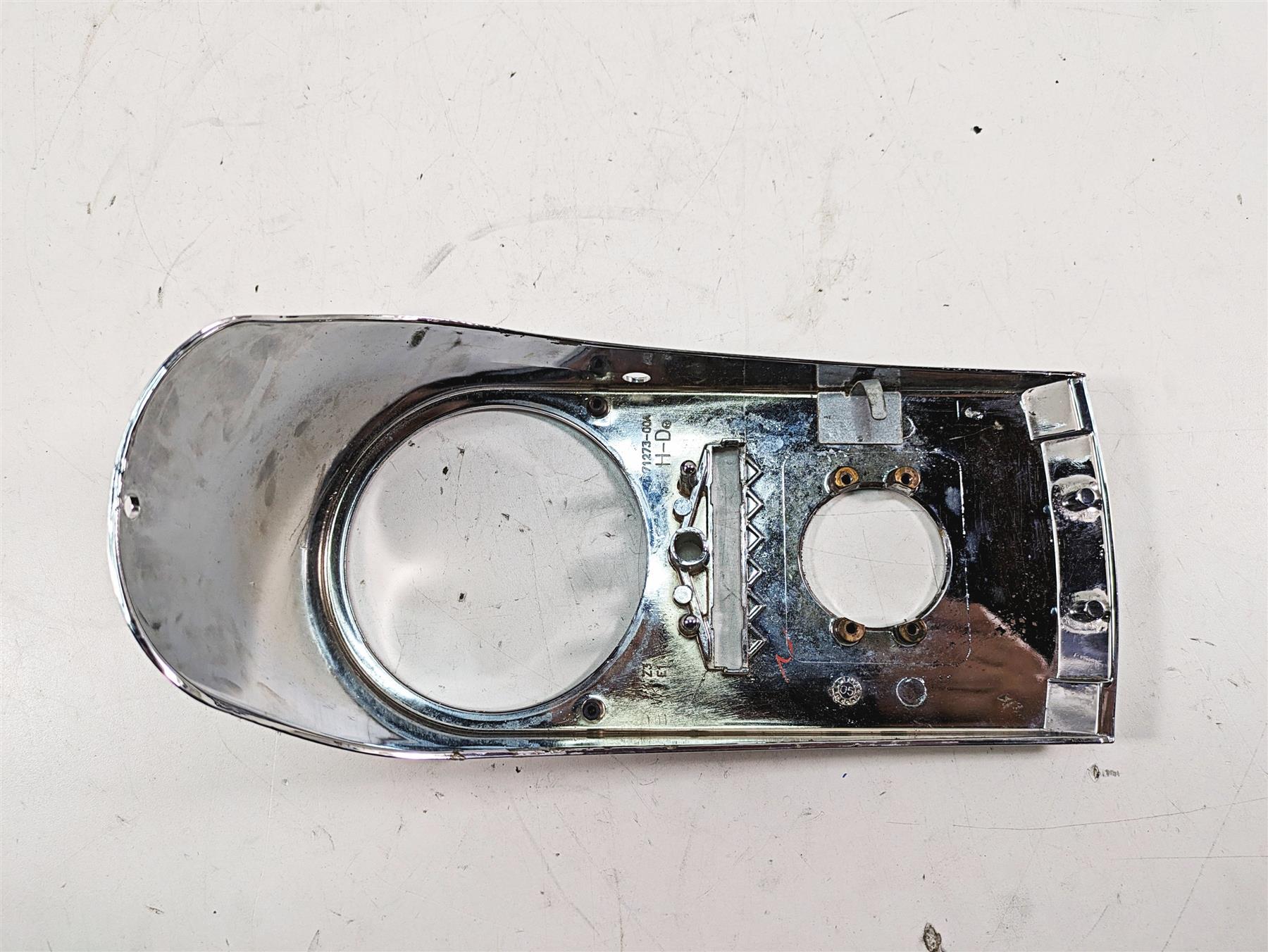 2006 Harley Softail FXSTSI Springer Tank Dash Console Cover 71273-00A {{ shop.shopifyCountryName }} - Mototech271