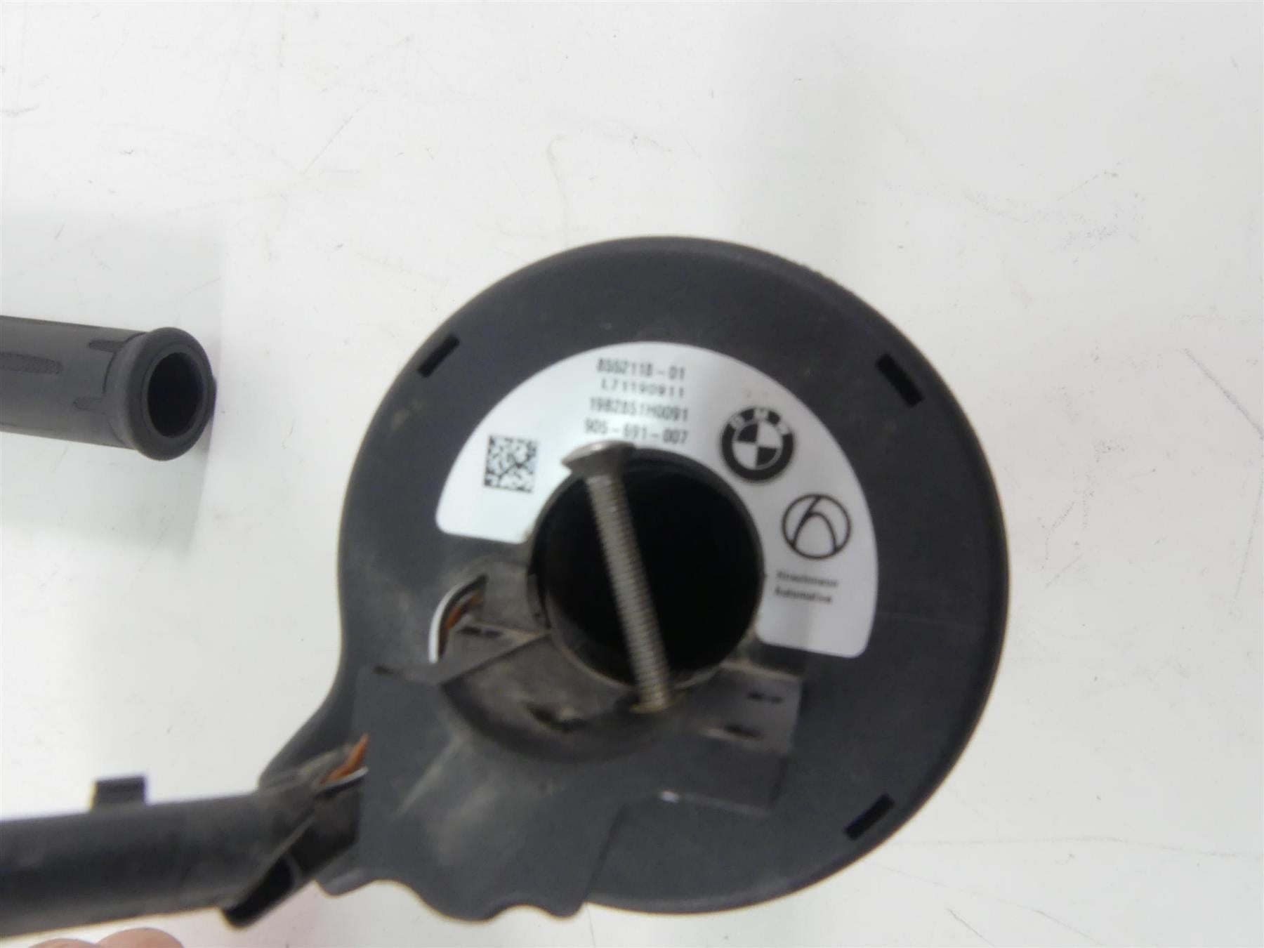 2020 BMW F850 GS K81 Rallye Left Right Heated Hand Grips 61318552118 61318549455 {{ shop.shopifyCountryName }} - Mototech271