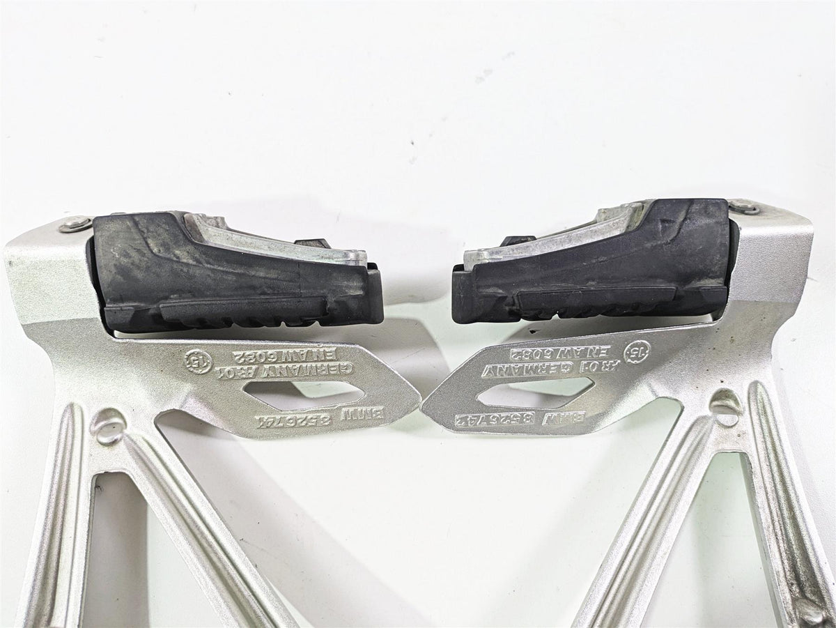 2015 BMW R1200 GS Adv K51 Rear Passenger Footpeg Set 46718526741 46718526742 {{ shop.shopifyCountryName }} - Mototech271