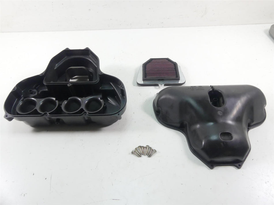 2008 Yamaha FZ1 Fazer Air Cleaner Breather Filter Box Velocity Stacks 2D1-14409 {{ shop.shopifyCountryName }} - Mototech271