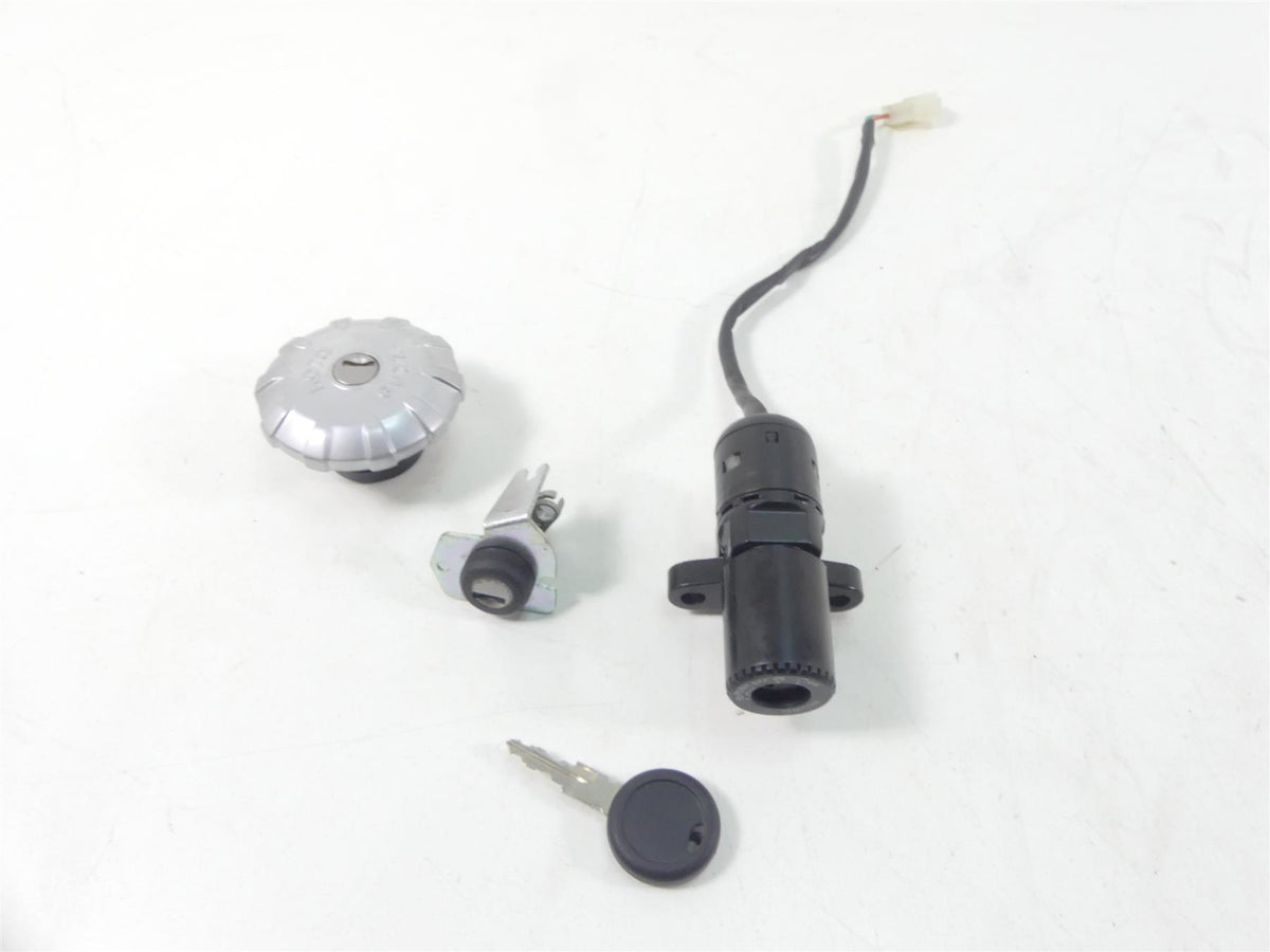 2019 Moto Guzzi V7 III Stone 750 Ignition Switch Gas Lid Seat Key Lock 2B003493 {{ shop.shopifyCountryName }} - Mototech271
