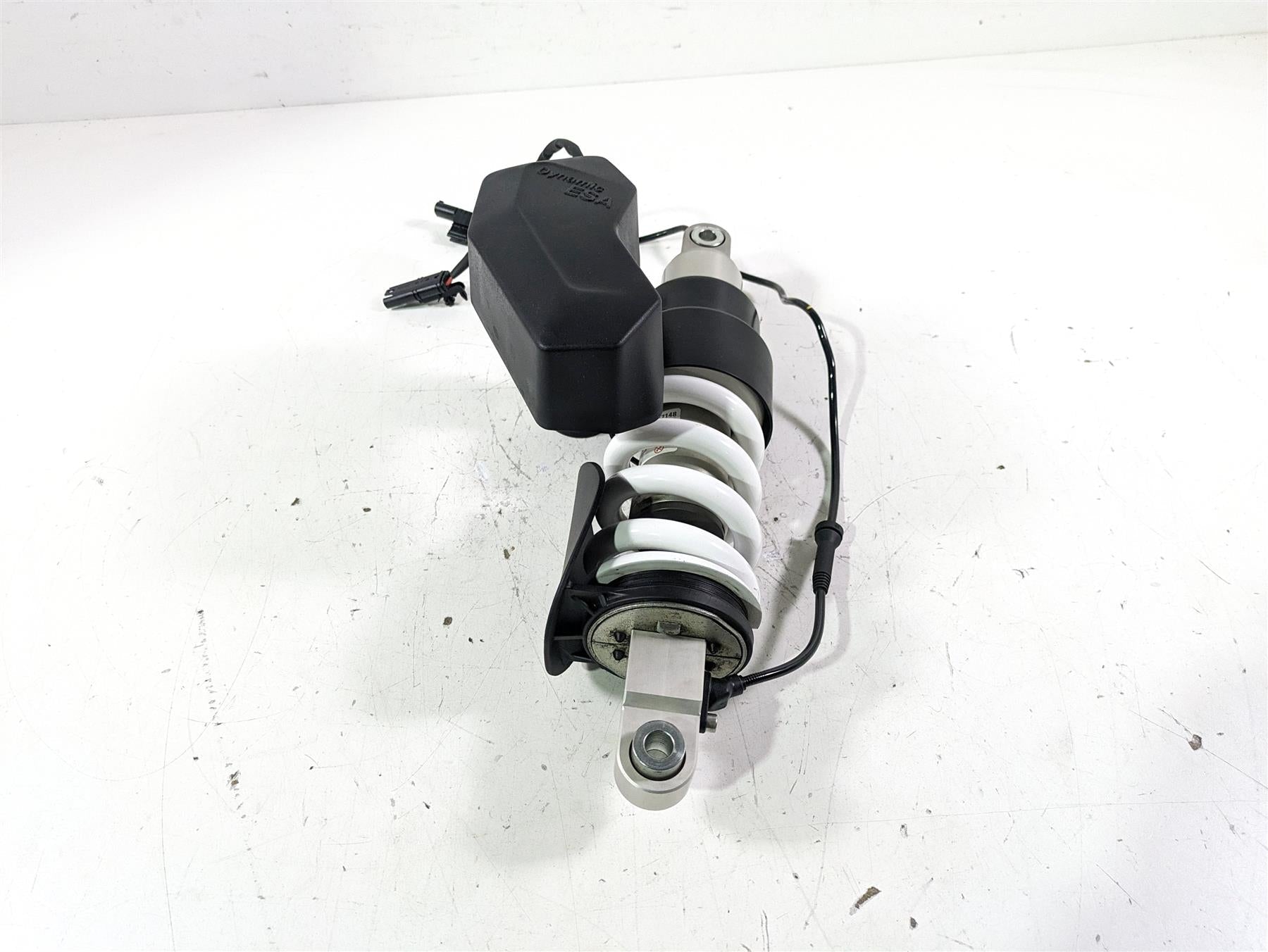 2022 BMW R1250 RT K052 Dynamic Esa Rear Suspension Shock Damper 33548557148 {{ shop.shopifyCountryName }} - Mototech271