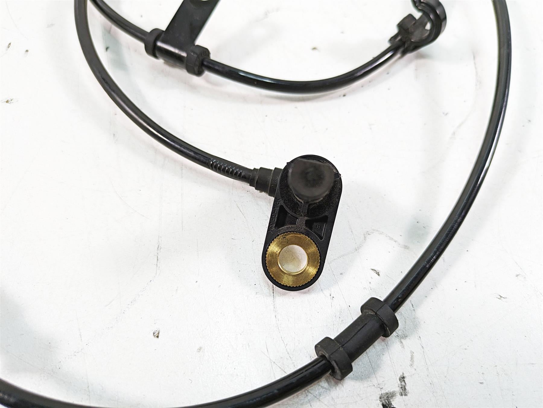 2018 Kawasaki ZX1002 Ninja H2 SX Rear Abs Wheel Speed Sensor 21176-0869 {{ shop.shopifyCountryName }} - Mototech271