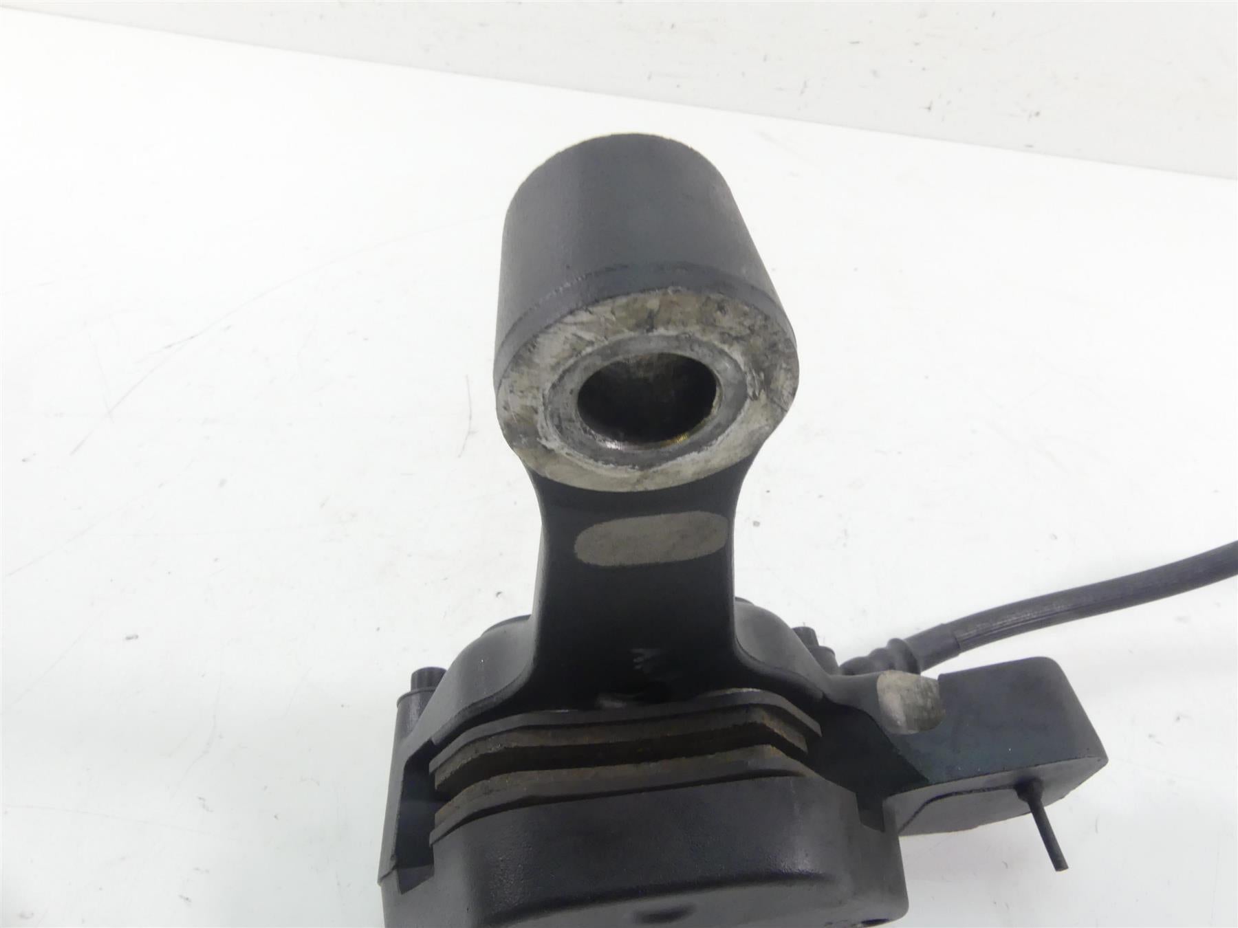 2005 Harley Dyna FXDLI Low Rider Rear Brake Caliper 3/4" 44017-00D {{ shop.shopifyCountryName }} - Mototech271