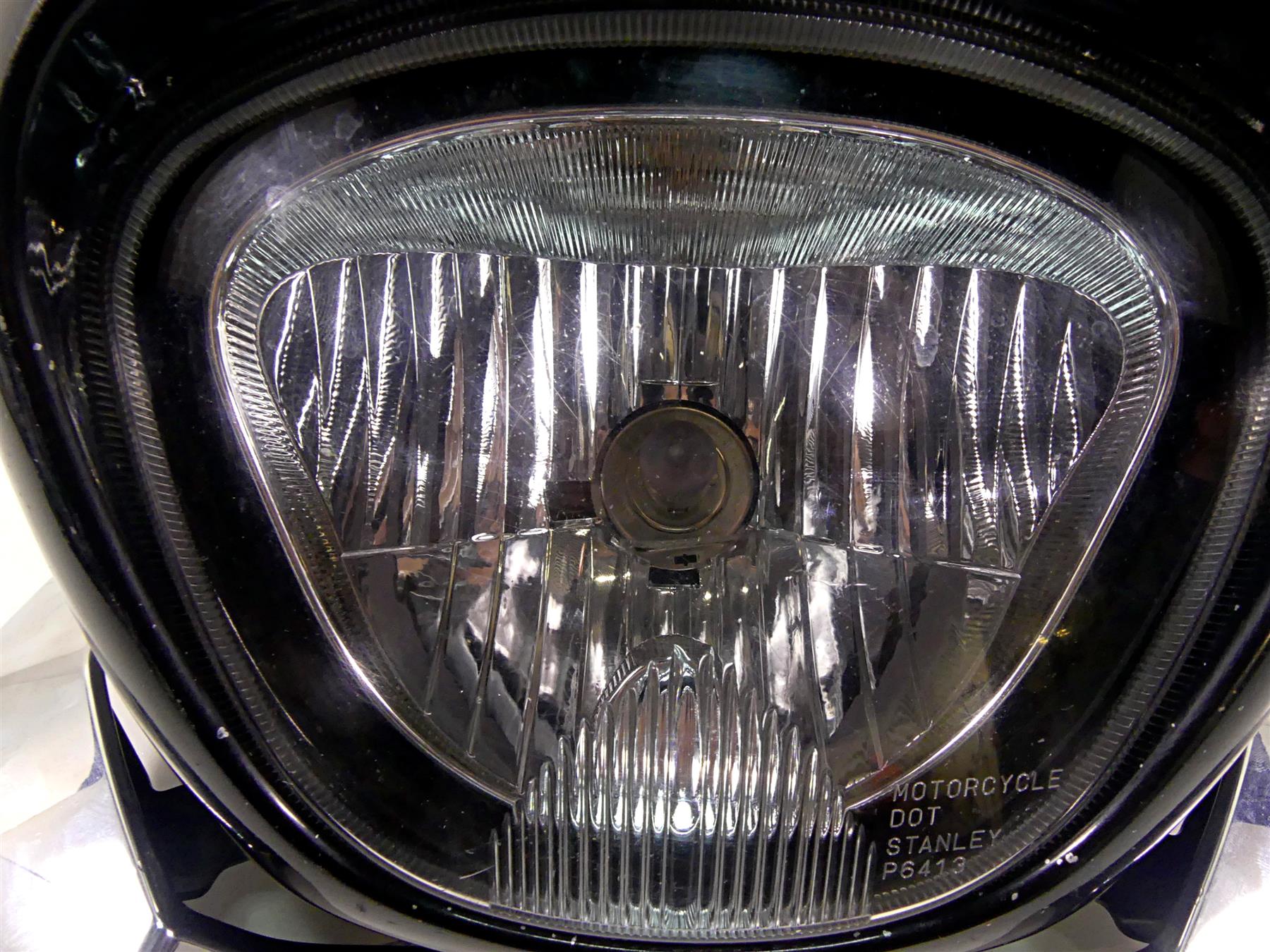 2008 Suzuki M109R VZR1800 Headlight Head Light Cover Set 51811-48G00 35100-48G31 {{ shop.shopifyCountryName }} - Mototech271