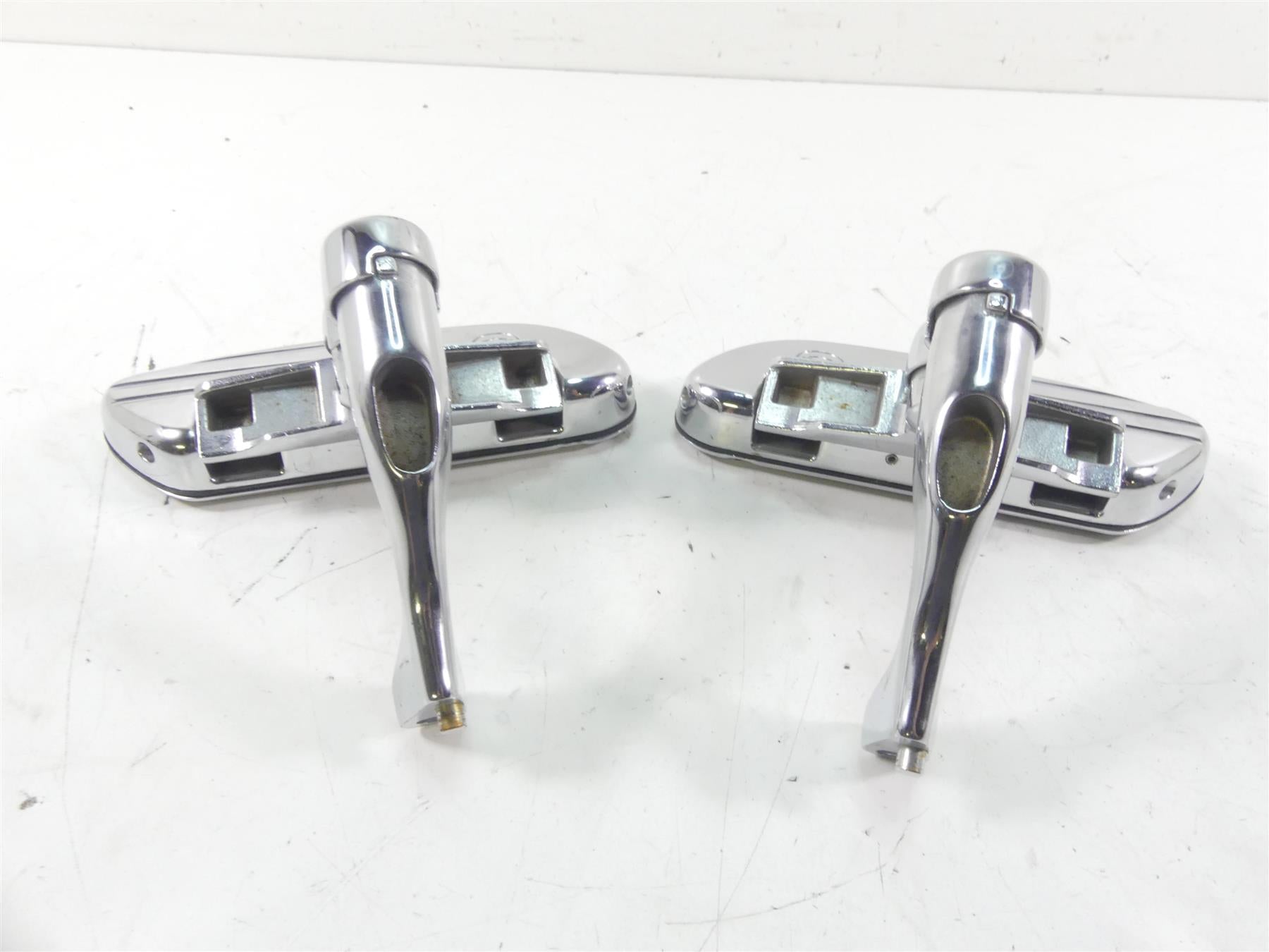 2007 Harley FLHTCU SE2 CVO Electra Glide Passenger Floor Board 50819-07 50823-07 {{ shop.shopifyCountryName }} - Mototech271