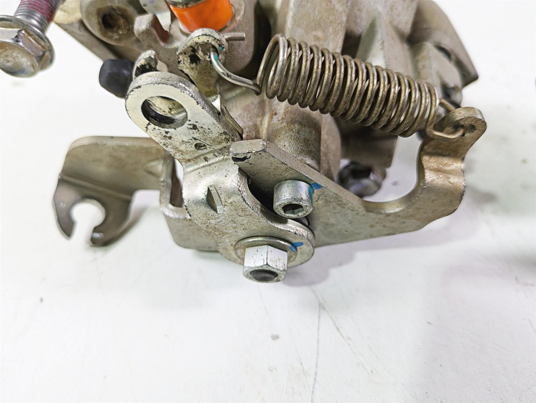 2021 Kawasaki Teryx KRX KRF 1000 Rear Bake Caliper Set 43080-0223 43080-0224 {{ shop.shopifyCountryName }} - Mototech271