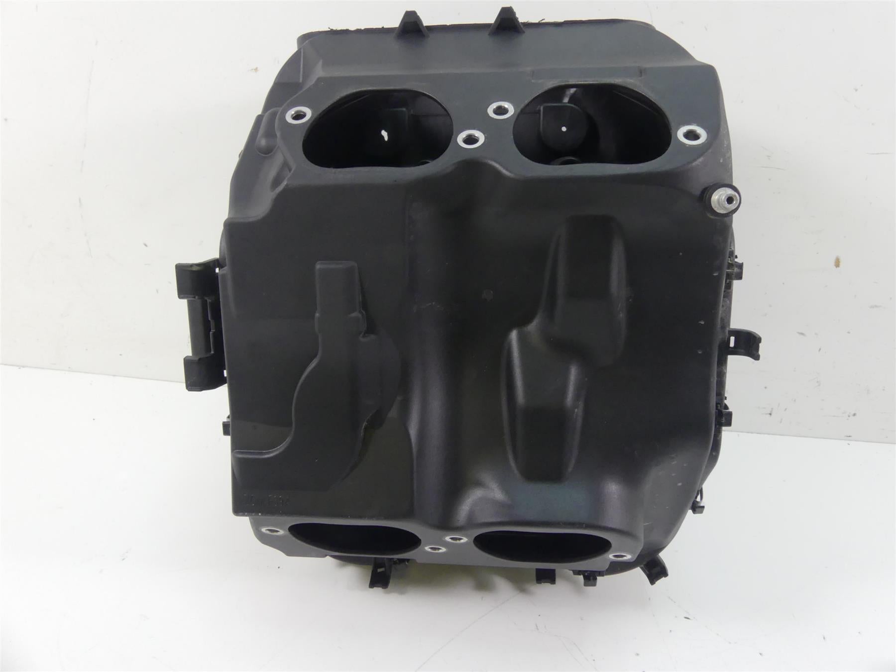 2020 Ducati Panigale 1100 V4 S SBK Mikuni Throttle Body + Air Box Set 28221212B {{ shop.shopifyCountryName }} - Mototech271