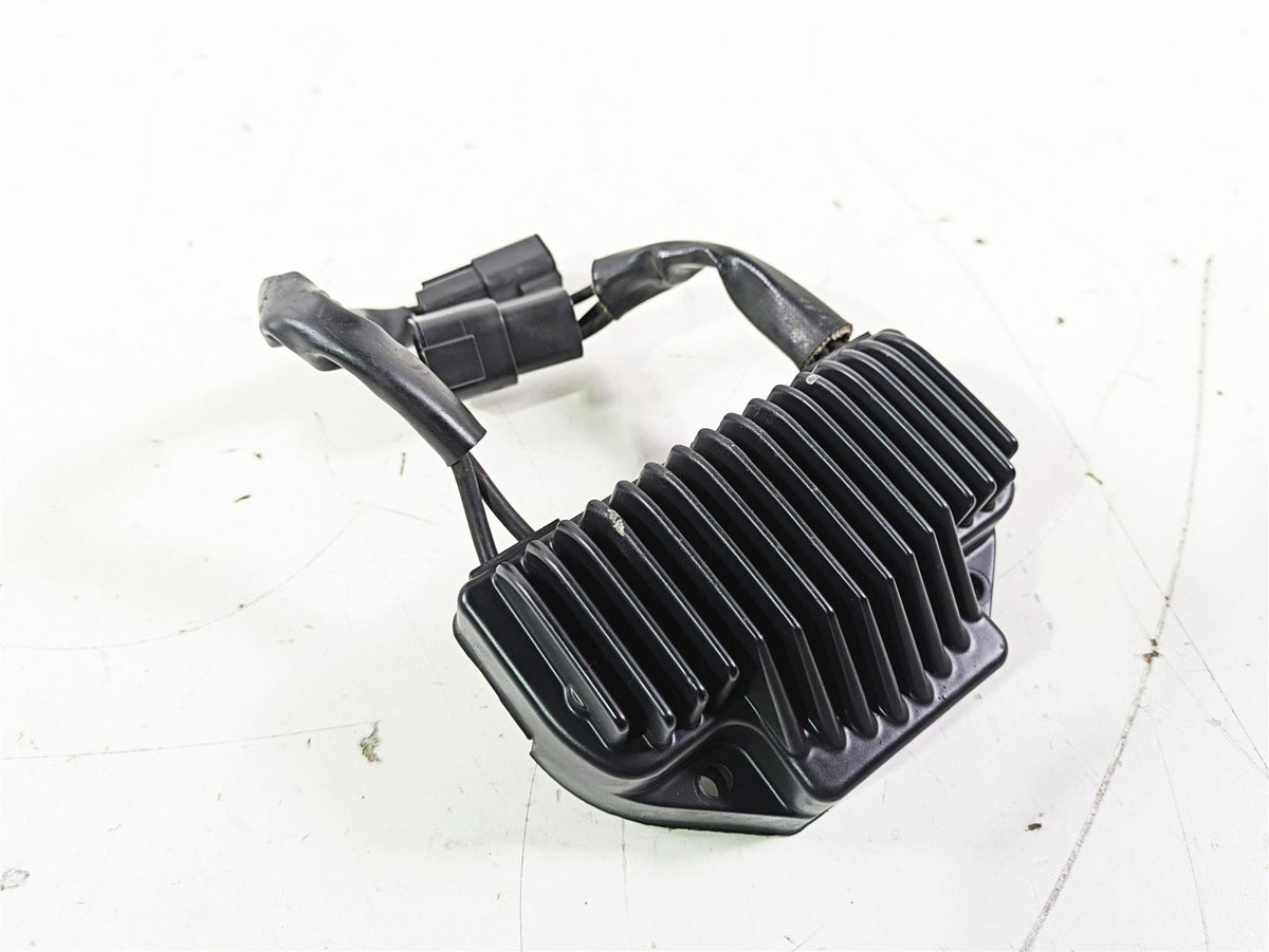 2007 Harley FXDWG Dyna Wide Glide Rectifier Voltage Regulator 74631-06 {{ shop.shopifyCountryName }} - Mototech271