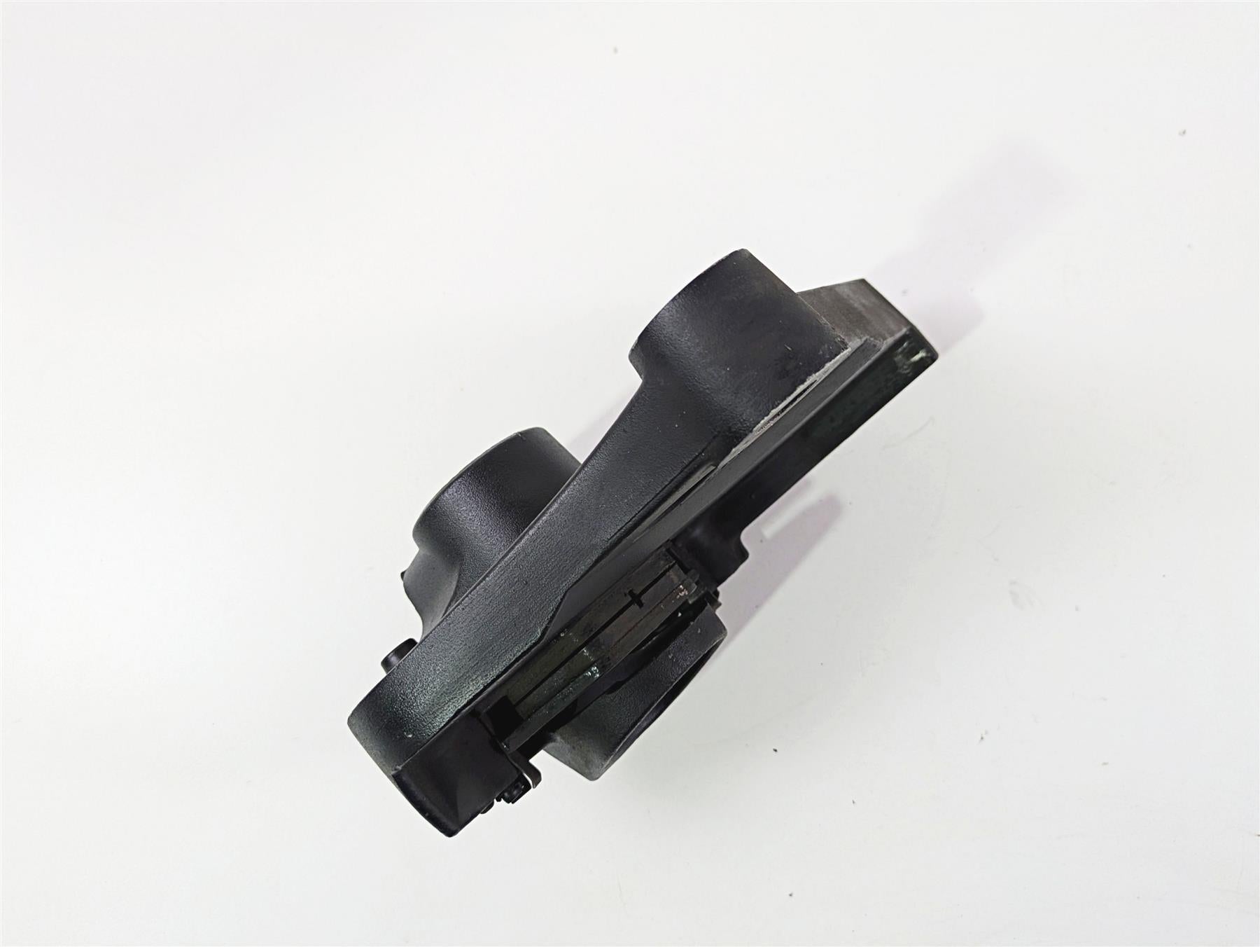 1999 Harley Dyna FXDL Low Rider Rear Brake Caliper & Mount 44050-87 {{ shop.shopifyCountryName }} - Mototech271