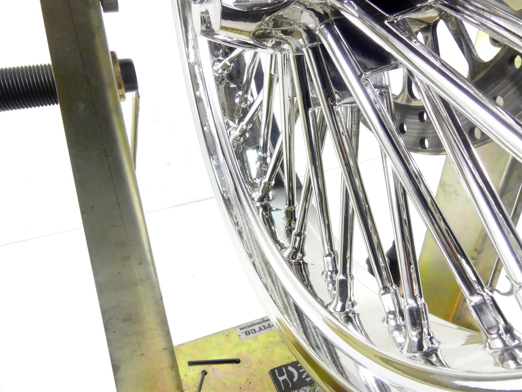 2017 Harley Softail FXSB Breakout Chrome Front Wheel Rim Fat Spoke 21x3.5 {{ shop.shopifyCountryName }} - Mototech271
