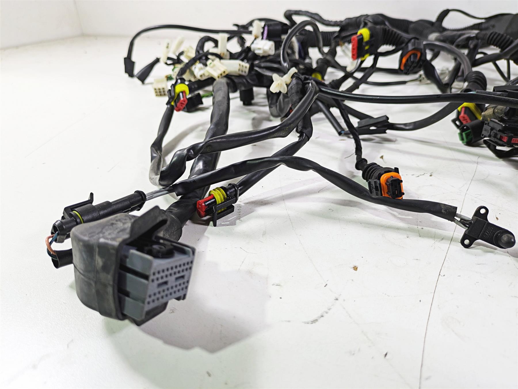2014 Moto Guzzi California 1400 Touring Wiring Harness Loom -No Cuts 2D000190 {{ shop.shopifyCountryName }} - Mototech271