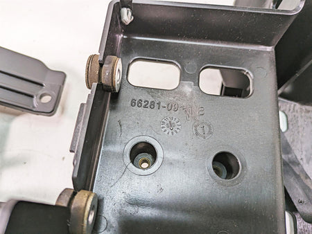 2010 Harley Touring FLHTCU Electra Glide Battery Tray & Electric Mounts 66281-09 {{ shop.shopifyCountryName }} - Mototech271