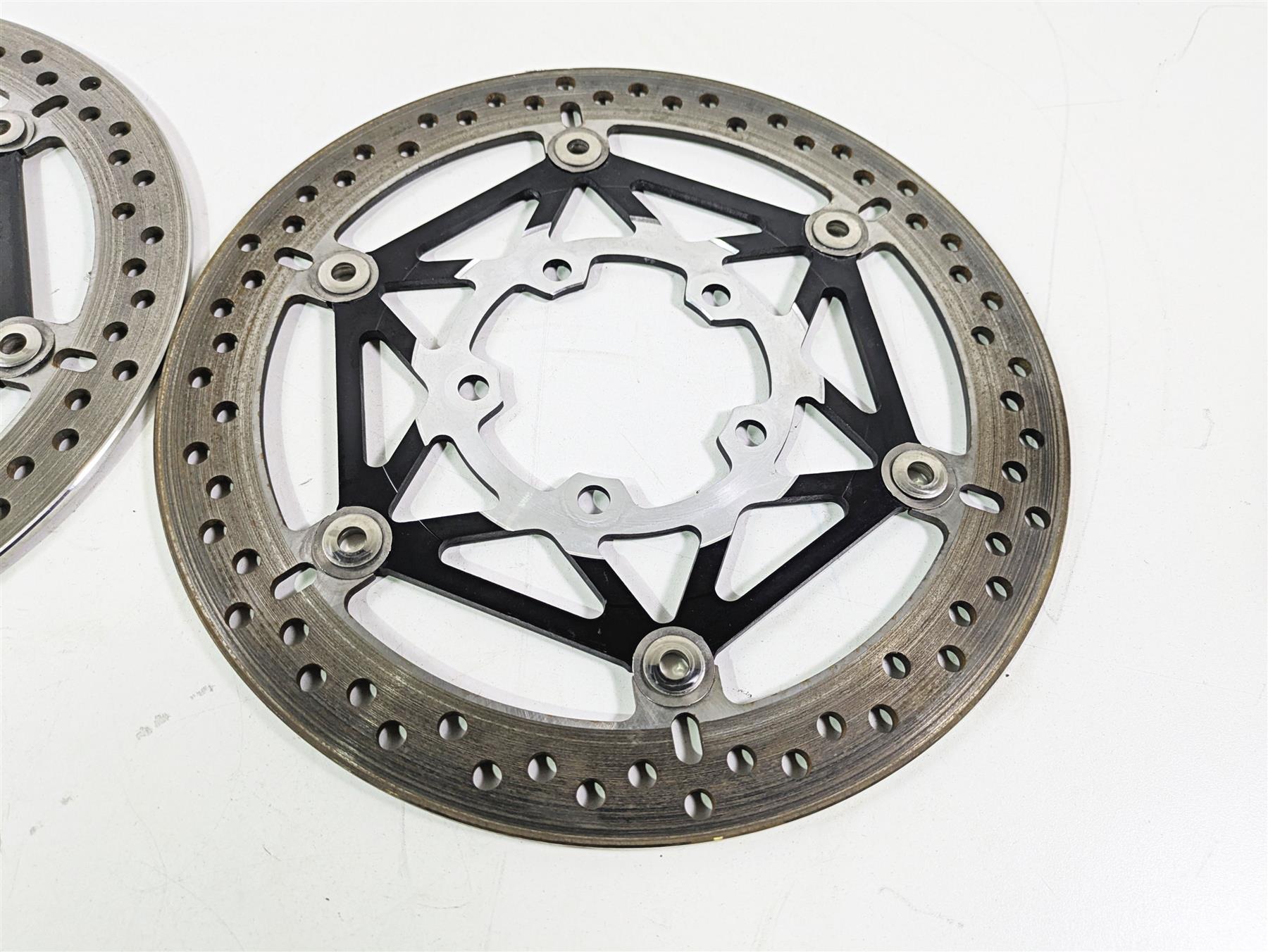 2024 Triumph Street Triple 765 R Front Brake Rotor Disc Set 310Mm T2022443 {{ shop.shopifyCountryName }} - Mototech271