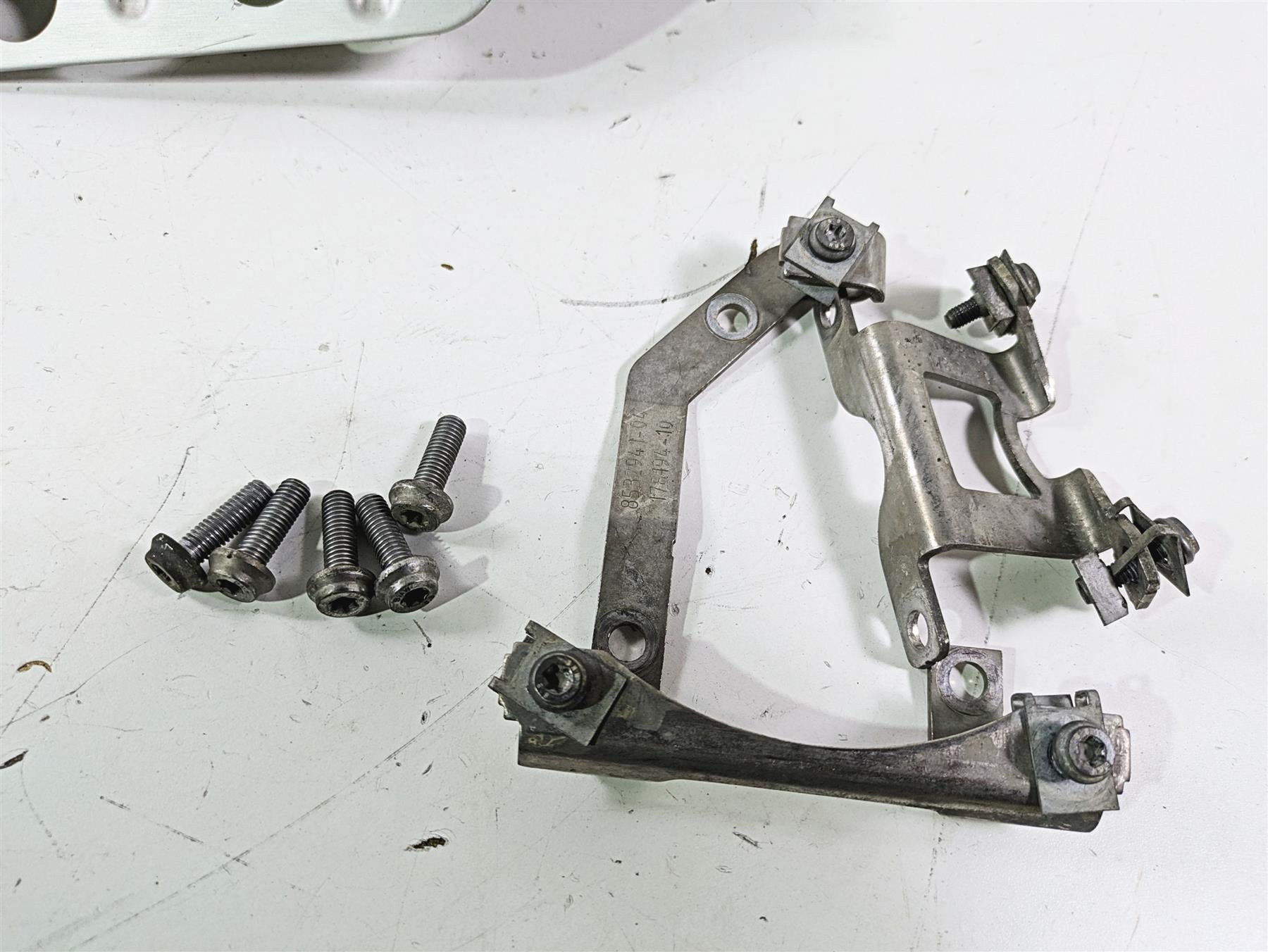 2018 BMW R1200GS GSW K50 Engine Guard Skidplate + Hardware Set 11848532939 {{ shop.shopifyCountryName }} - Mototech271