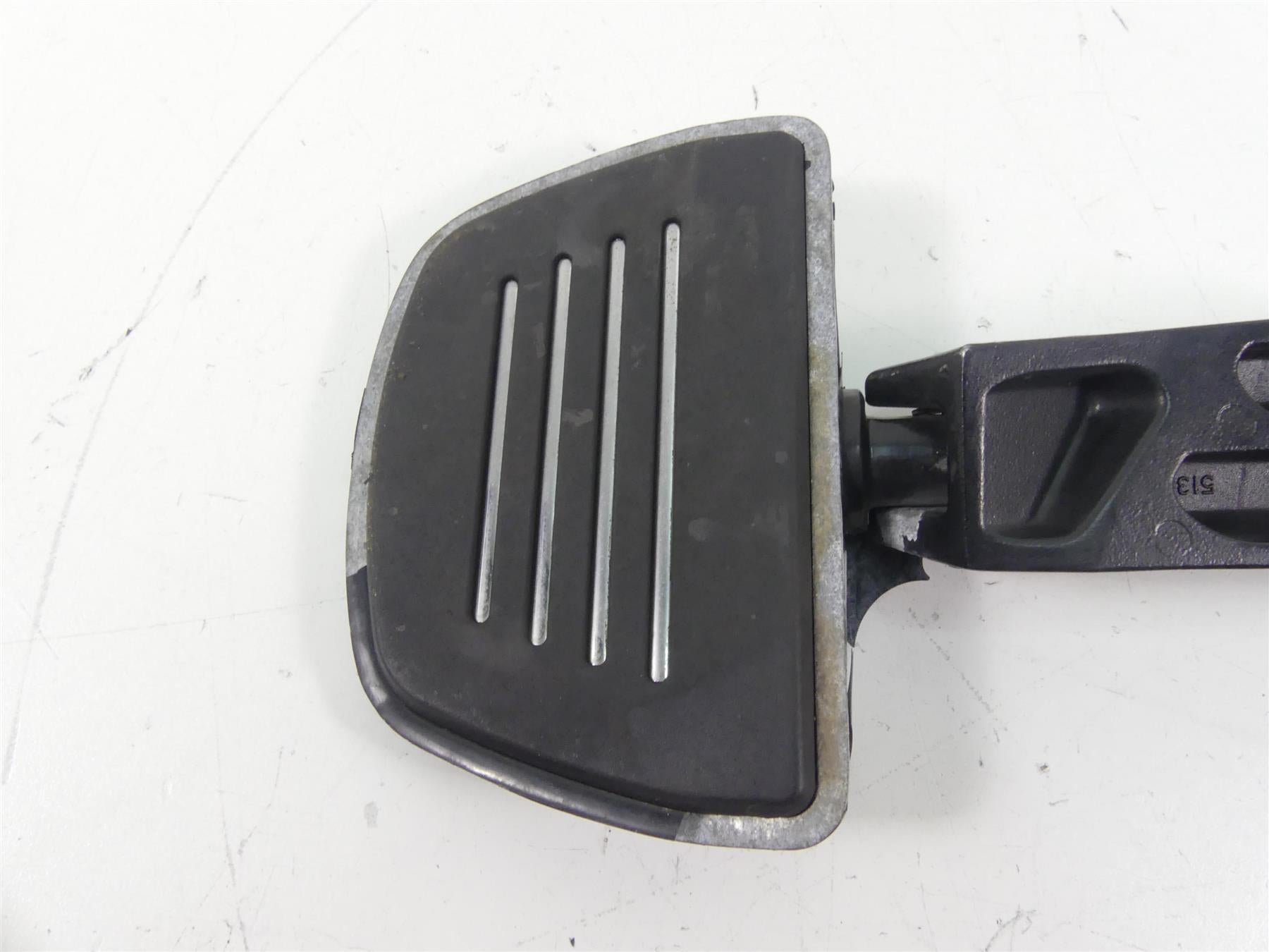 2013 Victory Cross Country Rear Passenger Footpeg Set -Read L 5136384 R 5136385 {{ shop.shopifyCountryName }} - Mototech271