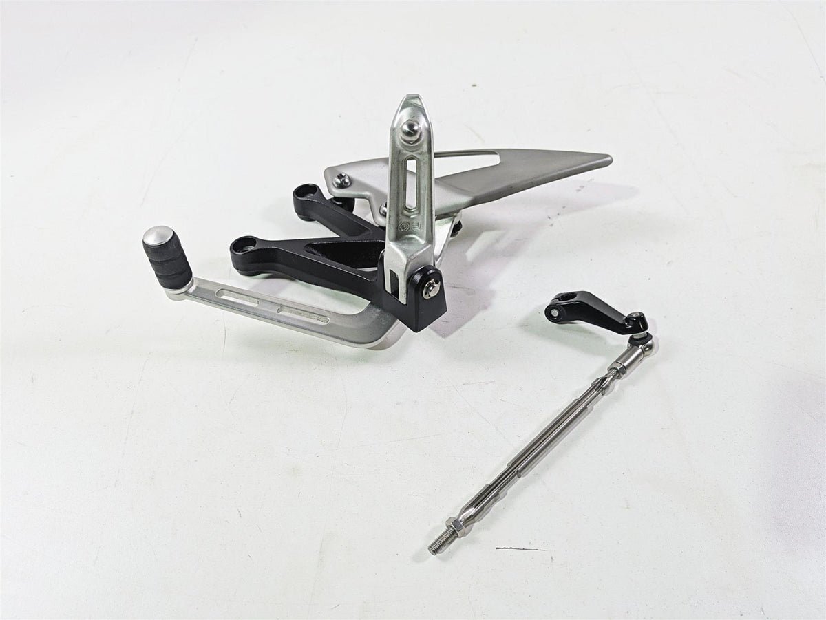 2024 Triumph Street Triple 765 R Left Rider Footpeg + Shifter & Links T2088025 {{ shop.shopifyCountryName }} - Mototech271