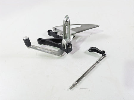 2024 Triumph Street Triple 765 R Left Rider Footpeg + Shifter & Links T2088025 {{ shop.shopifyCountryName }} - Mototech271