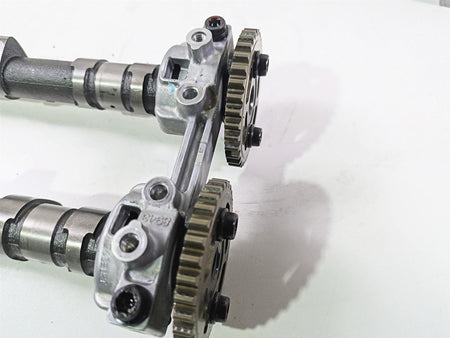 2020 Kawasaki Z900 ZR900 Camshaft Cam Shaft Set 49118-0942 49118-0979 {{ shop.shopifyCountryName }} - Mototech271