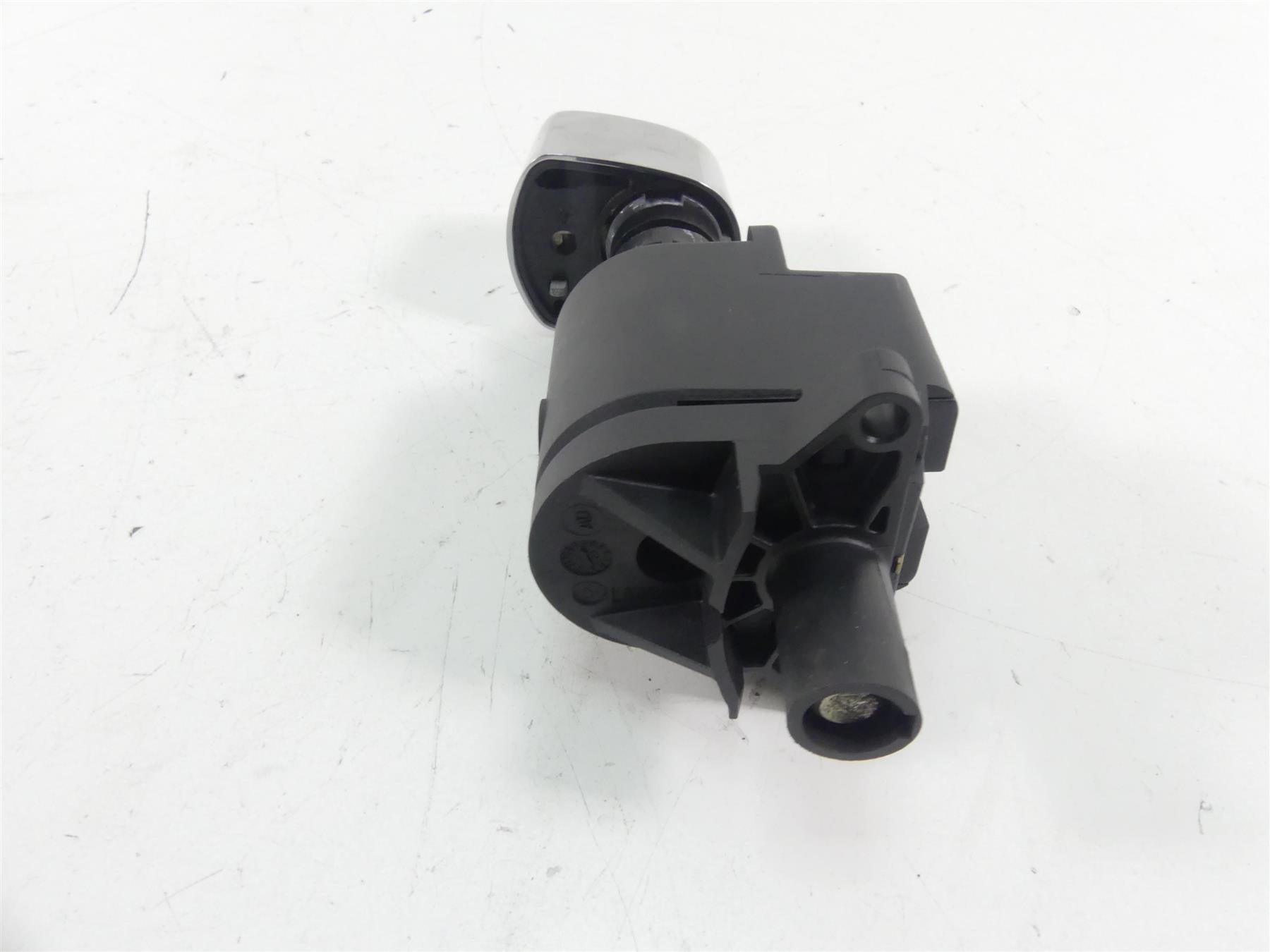 2012 Harley Touring FLHTK Electra Glide Ignition Switch - Vin 71572-06 {{ shop.shopifyCountryName }} - Mototech271