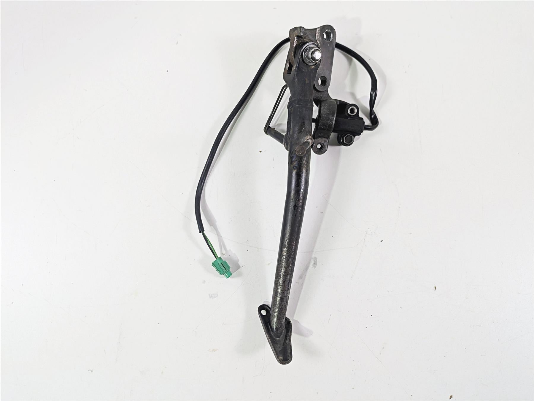 2006 Suzuki GSXR1000 K6 Side Kickstand Kick Stand & Safety Switch 42310-40F20 {{ shop.shopifyCountryName }} - Mototech271
