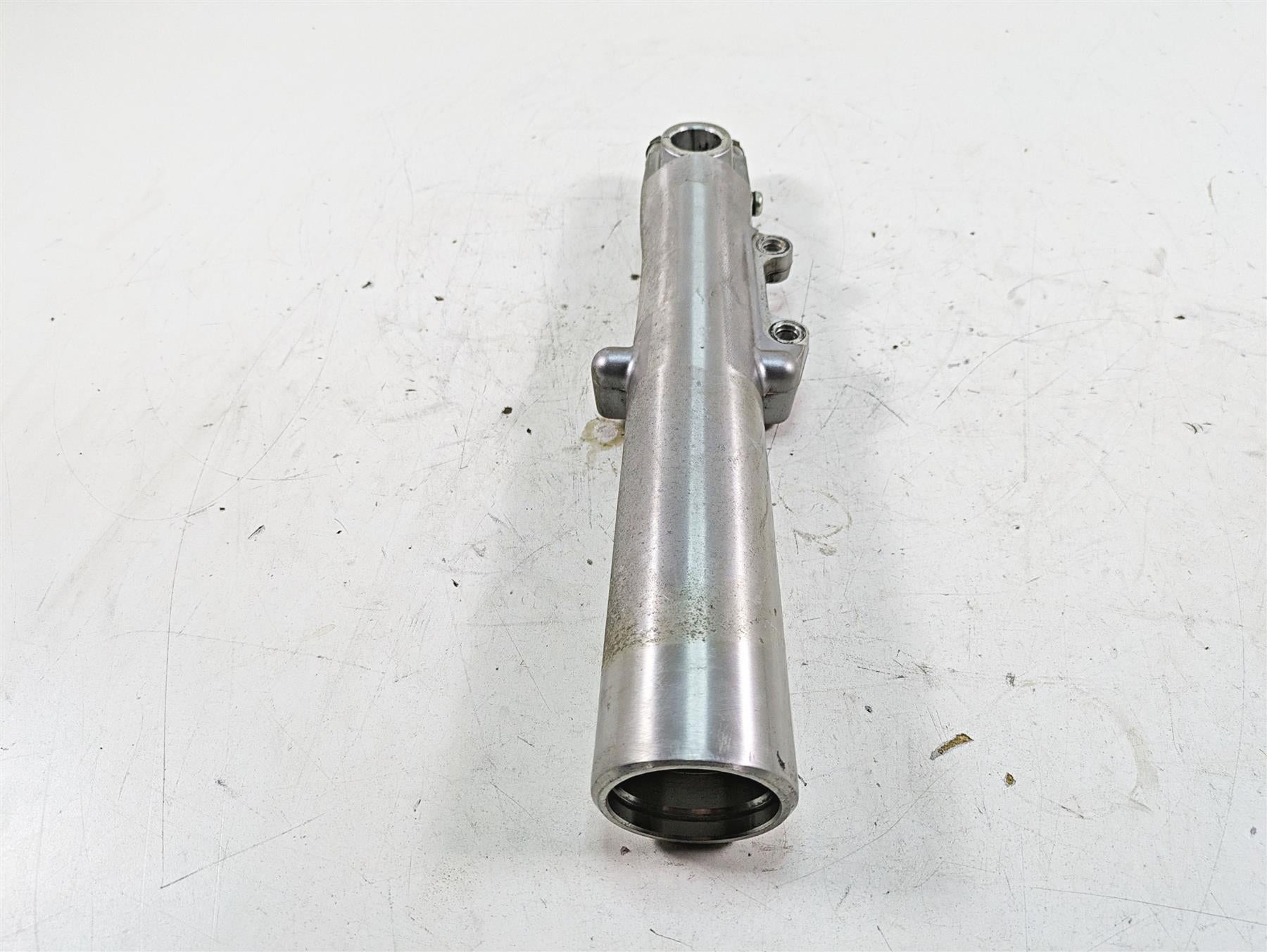 2013 Harley Touring FLHX Street Glide Right Front Fork Lower Slider 46498-00A {{ shop.shopifyCountryName }} - Mototech271