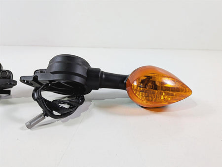 2009 Yamaha VMX17 V-Max 1700 Front Blinker Turn Signal Set 2S3-83310-10-00-Mototech271