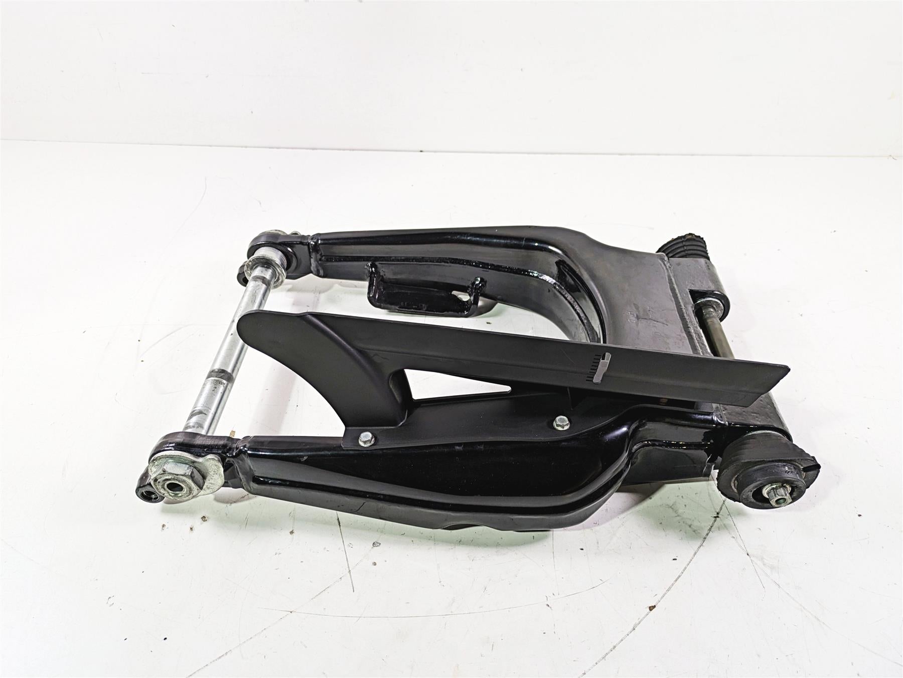2016 Harley Touring FLTRX Road Glide Swingarm Swing Arm 47549-09A {{ shop.shopifyCountryName }} - Mototech271