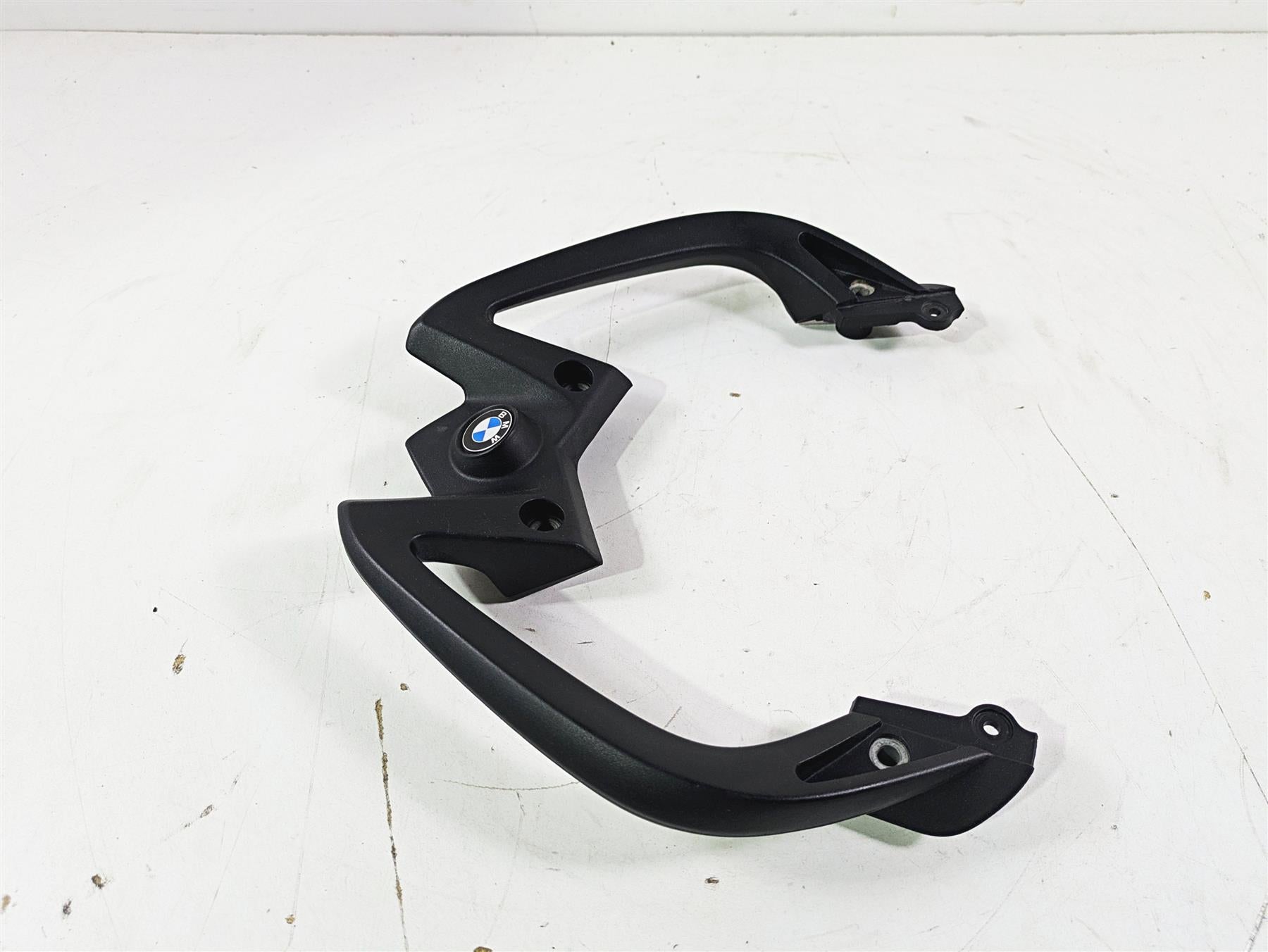 2016 BMW F800R K73 Rear Passenger Grab Handle 46547678739 {{ shop.shopifyCountryName }} - Mototech271