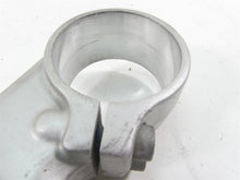 Load image into Gallery viewer, 2012 BMW R1200 GS K255 Adventure Lower Triple Tree Clamp - Read 31427664962
