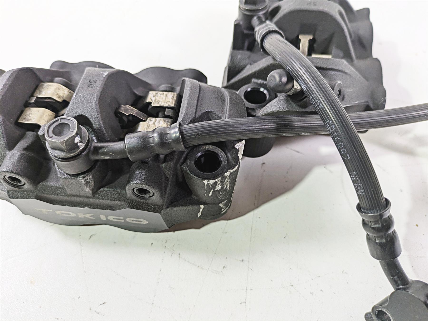 2017 Honda CBR600RR Tokico Front Brake Caliper 108mm 45150-MFL-881 45250-MFL-881 {{ shop.shopifyCountryName }} - Mototech271
