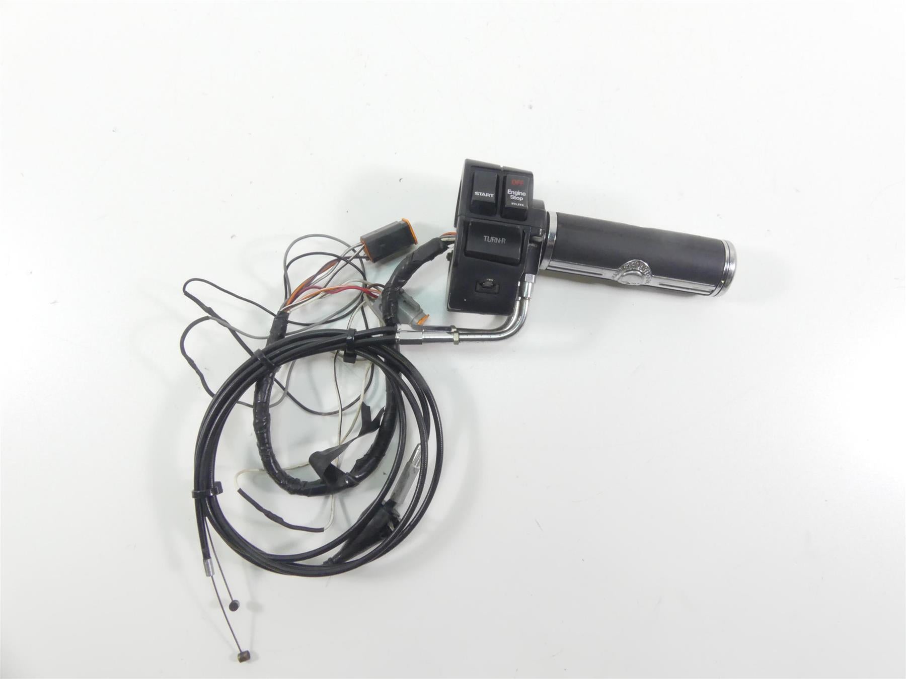 1995 Harley Touring FLHTCU Electra Glide Right Hand Control Switch Set 71589-92 {{ shop.shopifyCountryName }} - Mototech271